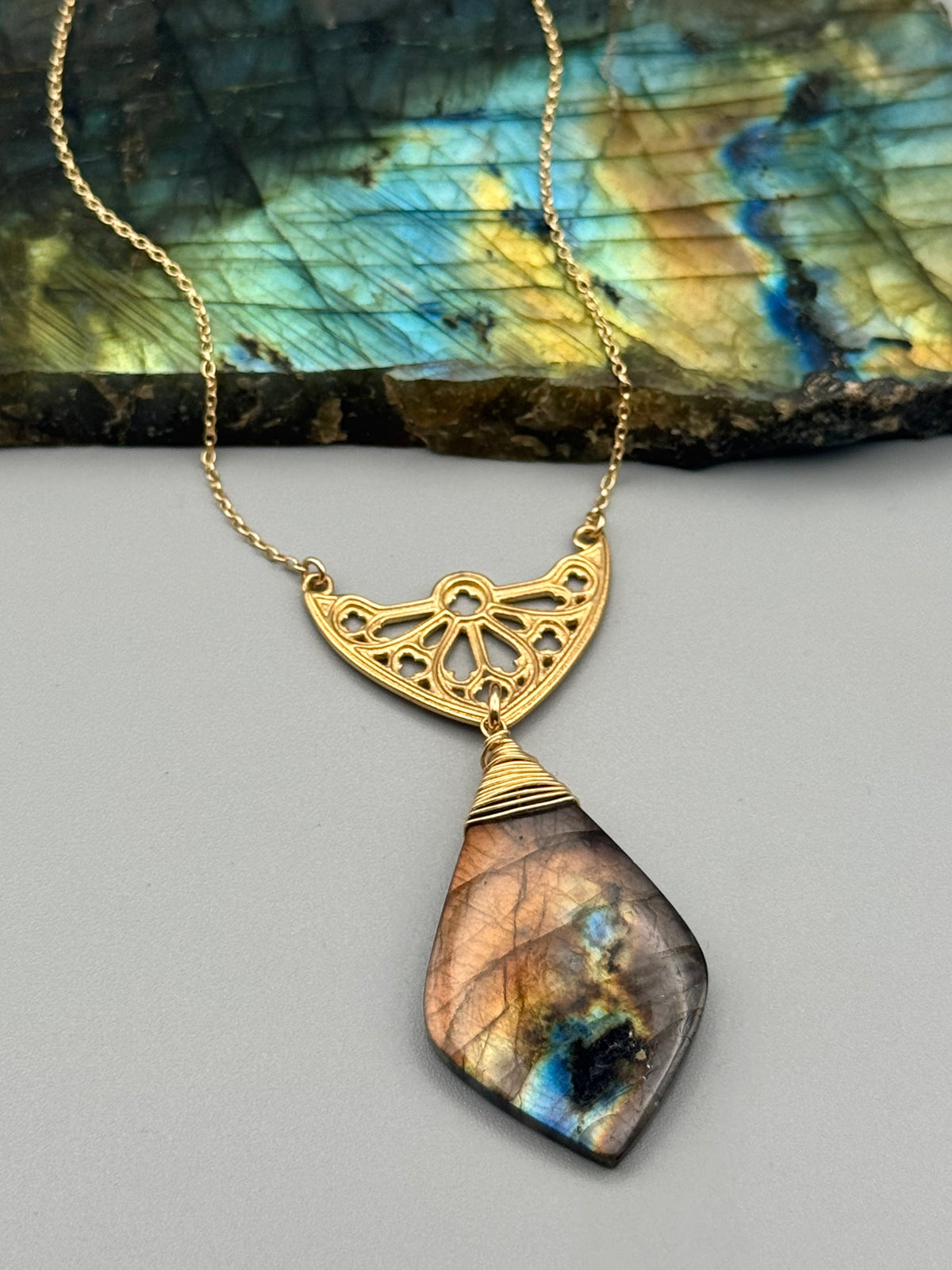 •SAGRADA• golden labradorite + gold necklace (18"-20" long)