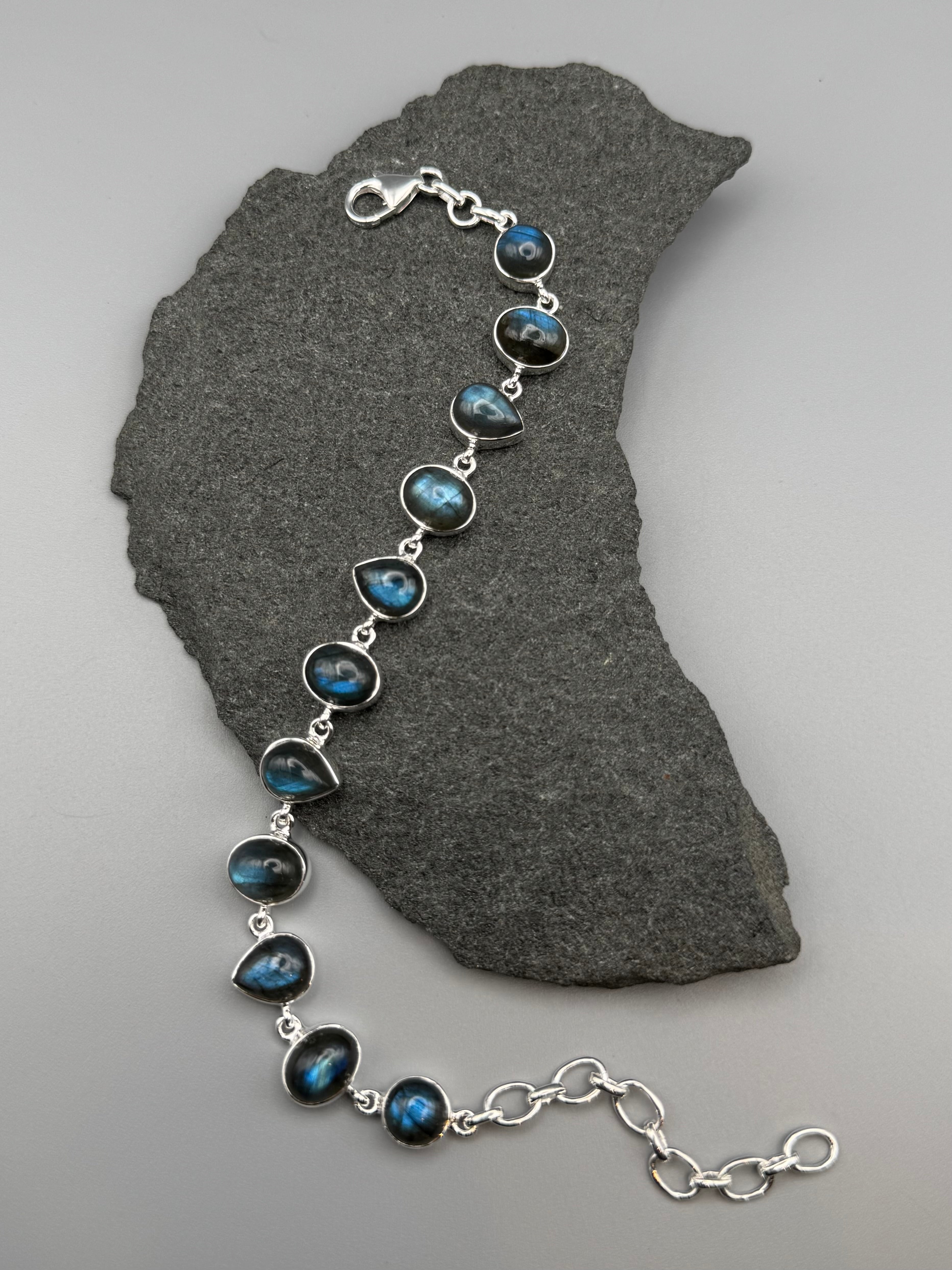 •LABRADORITE - LIL' GEO MIX• linked silver bracelet (7.25" - 9")