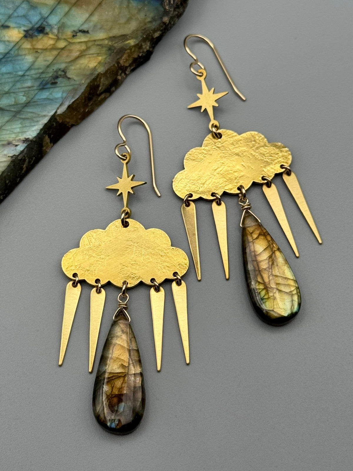 •STORMY• golden labradorite tear + gold earrings