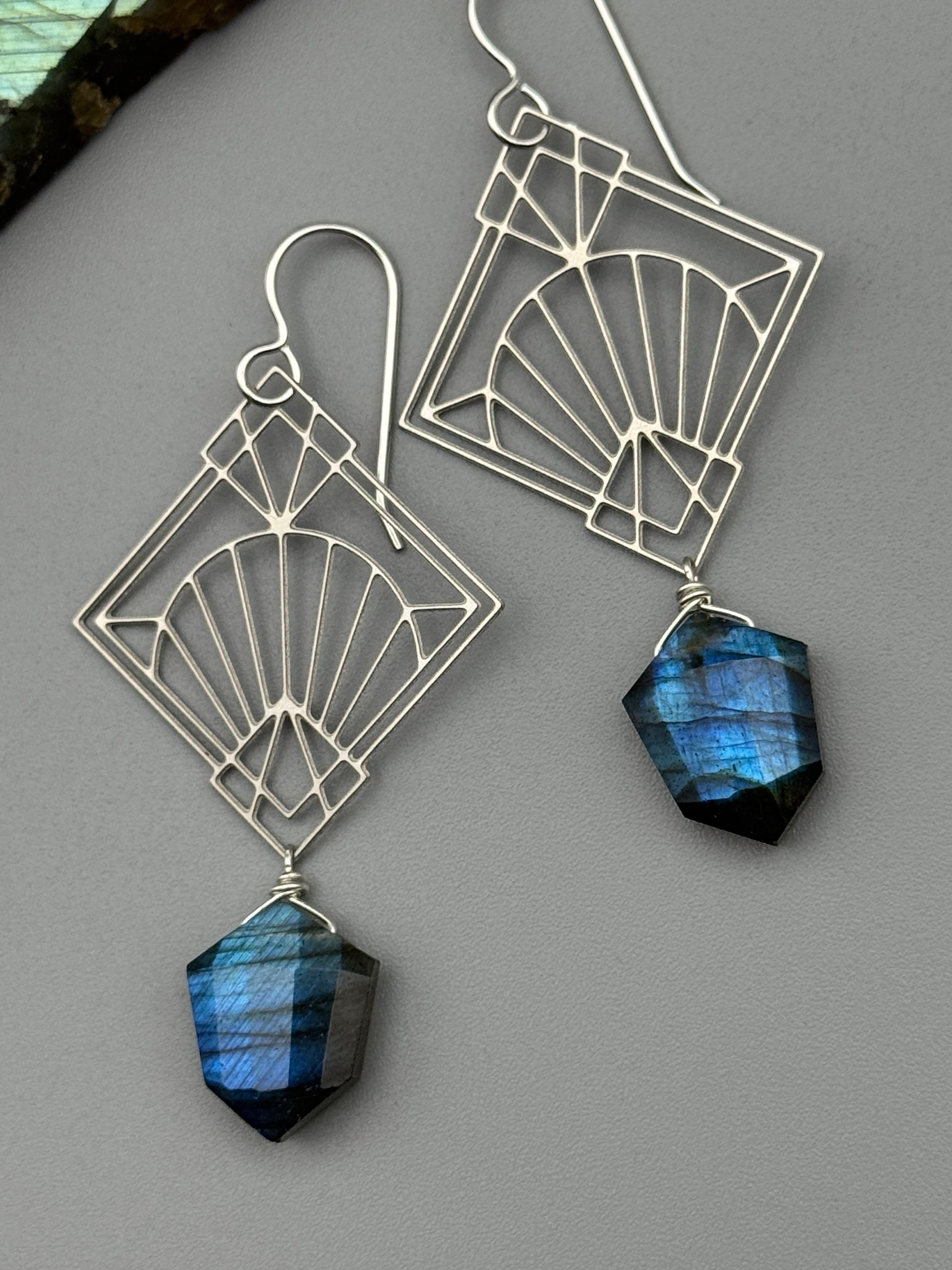 •DECO DIAMOND• labradorite shield + silver earrings