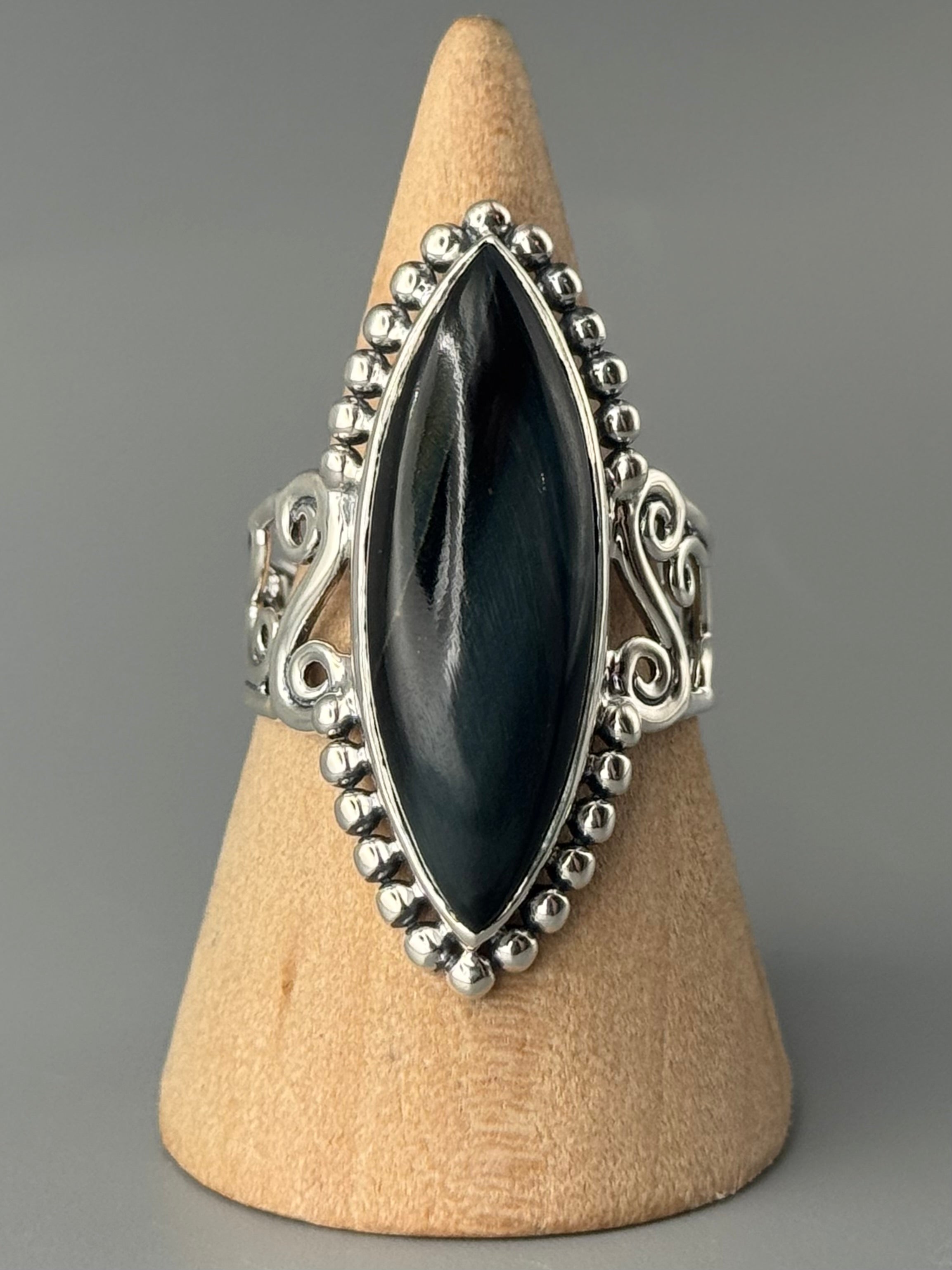 •HAWK EYE - MARQUISE• sterling silver ring (various sizes)