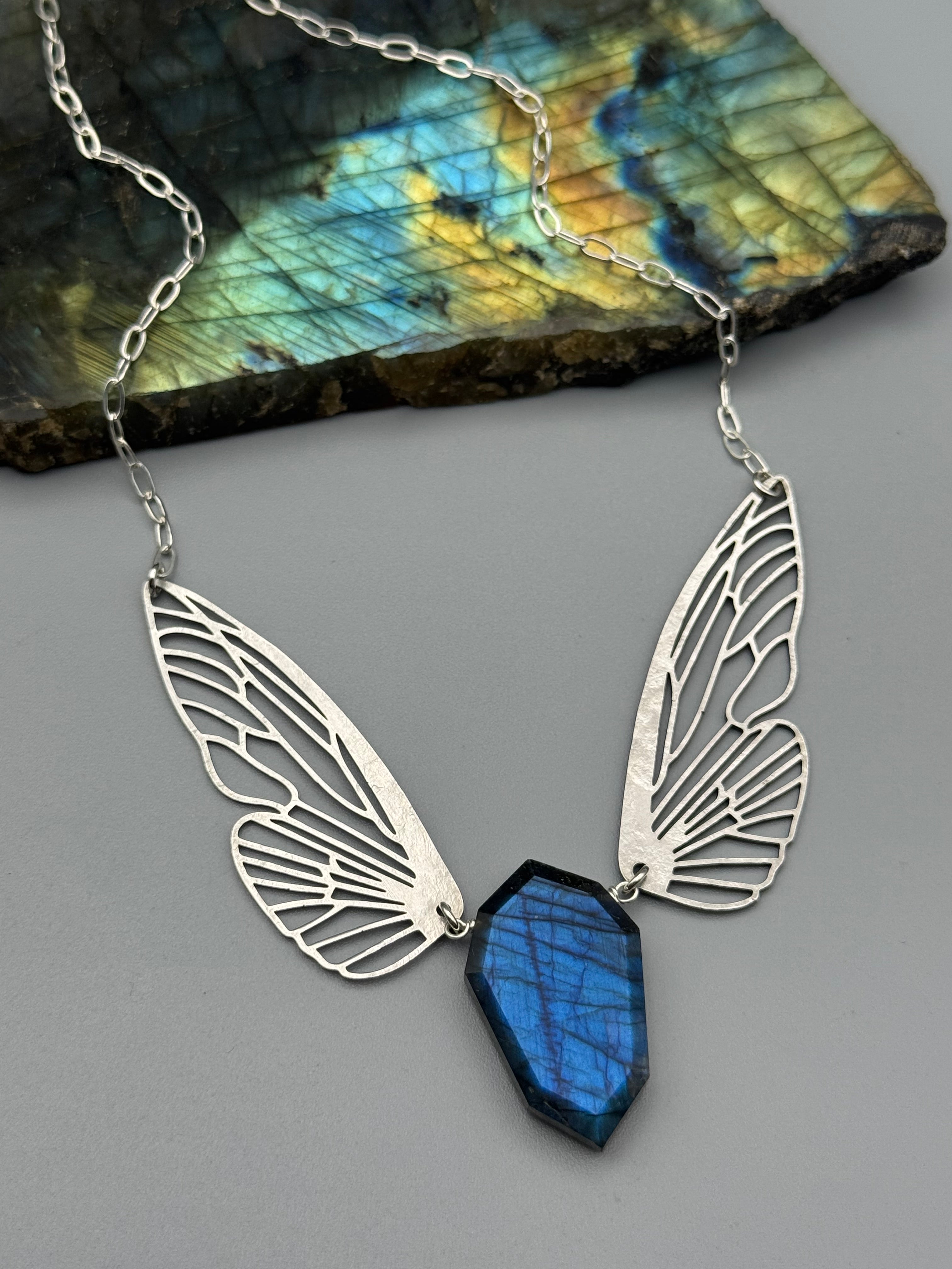 •METAMORPH• labradorite petal + silver necklace (16"-18" long)