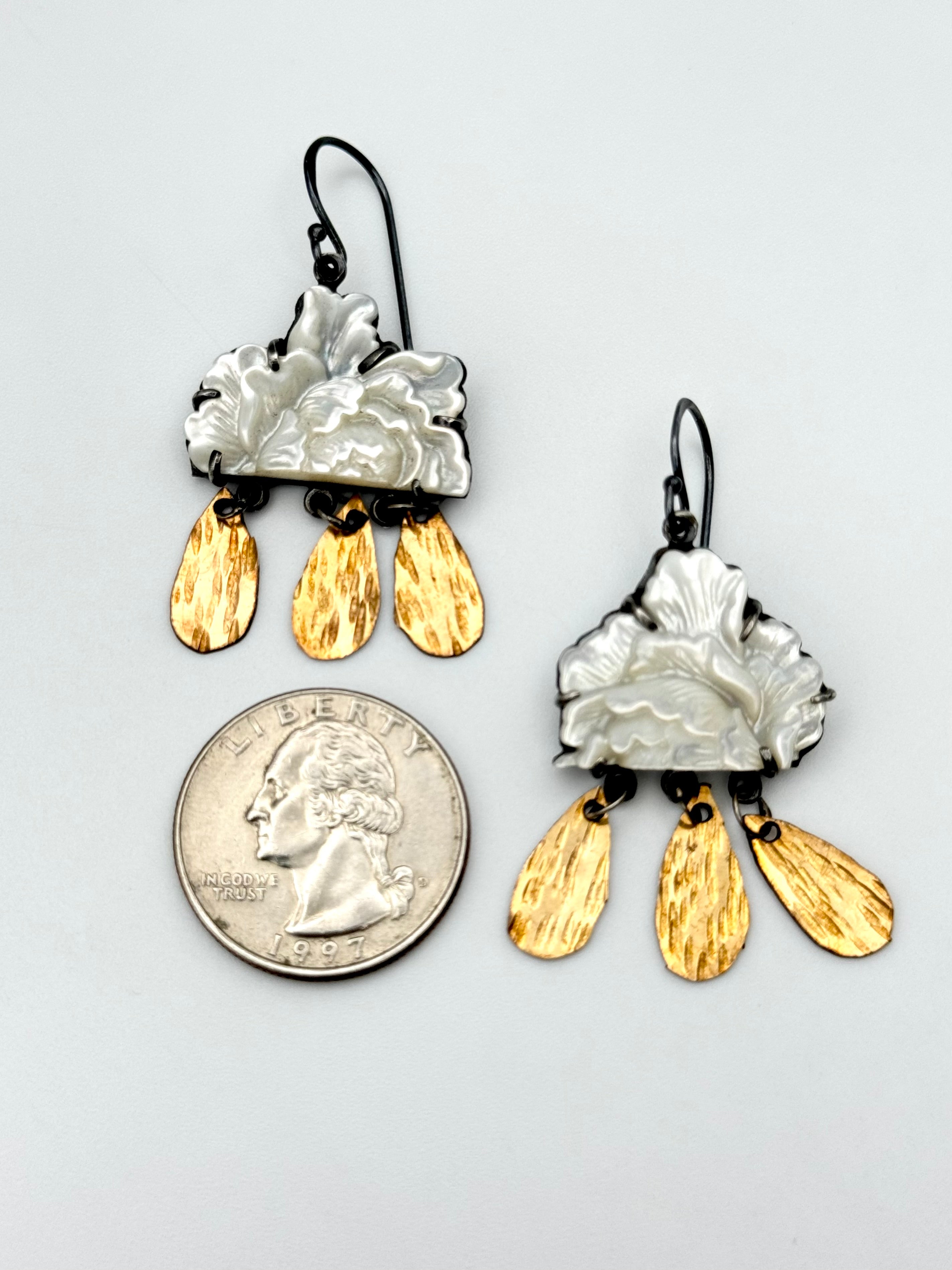 •FLEUR DE PLUIE• carved mother of pearl + mixed metal dangle earrings