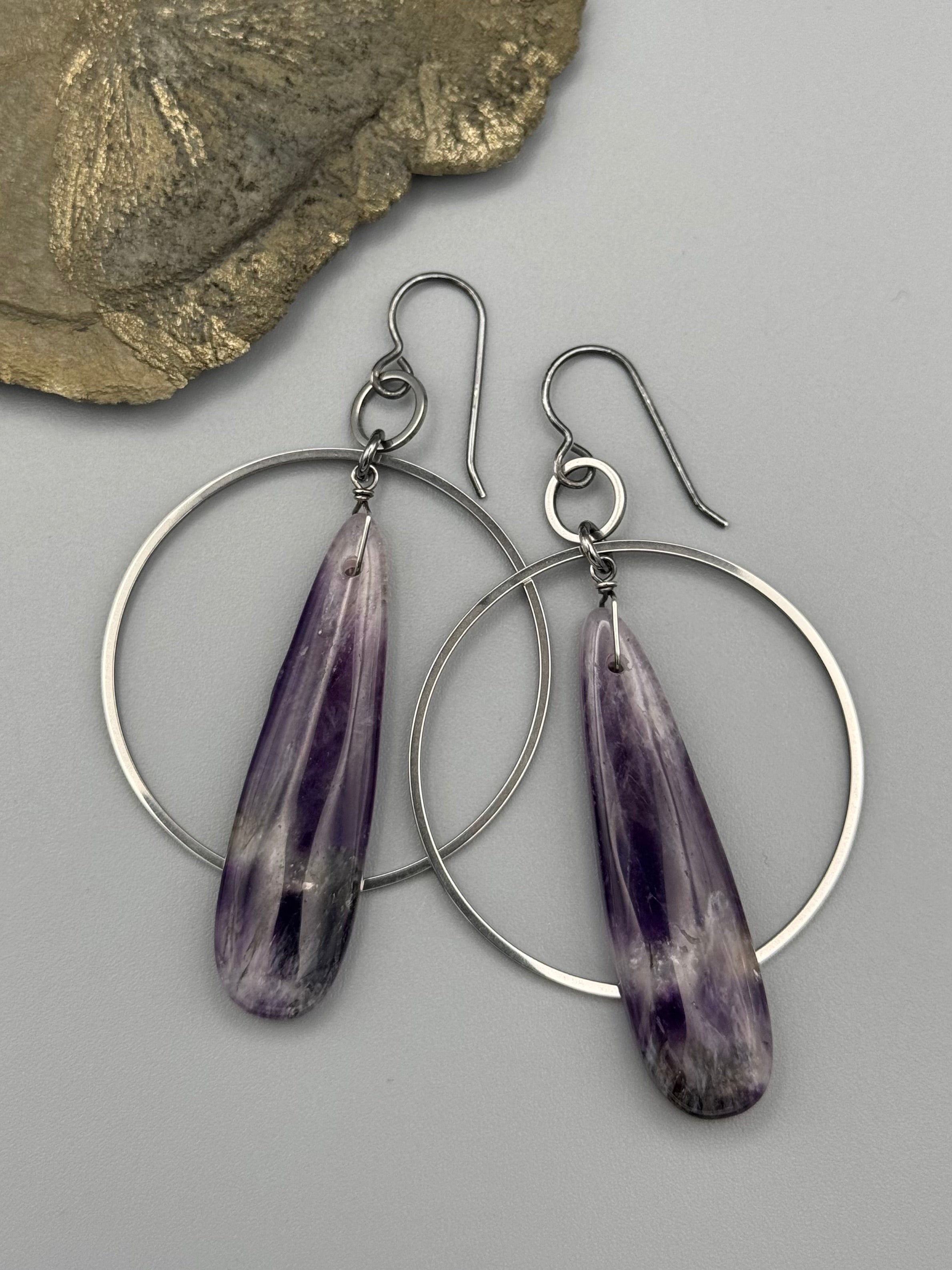 •EQUA-ORBIT• chevron amethyst tear + silver earrings
