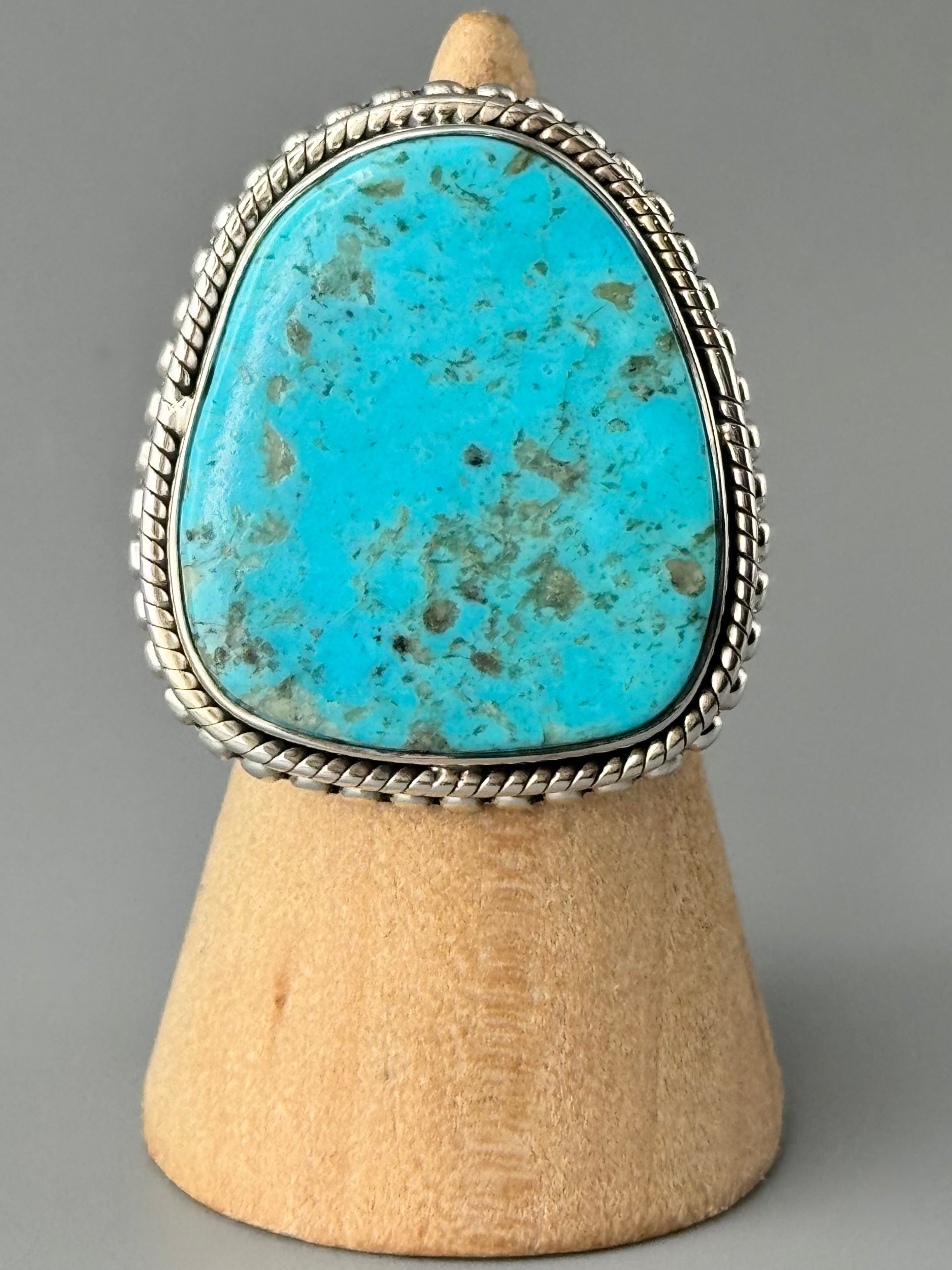 •KINGMAN TURQUOISE - FREEFORM• split band silver ring (size 6)