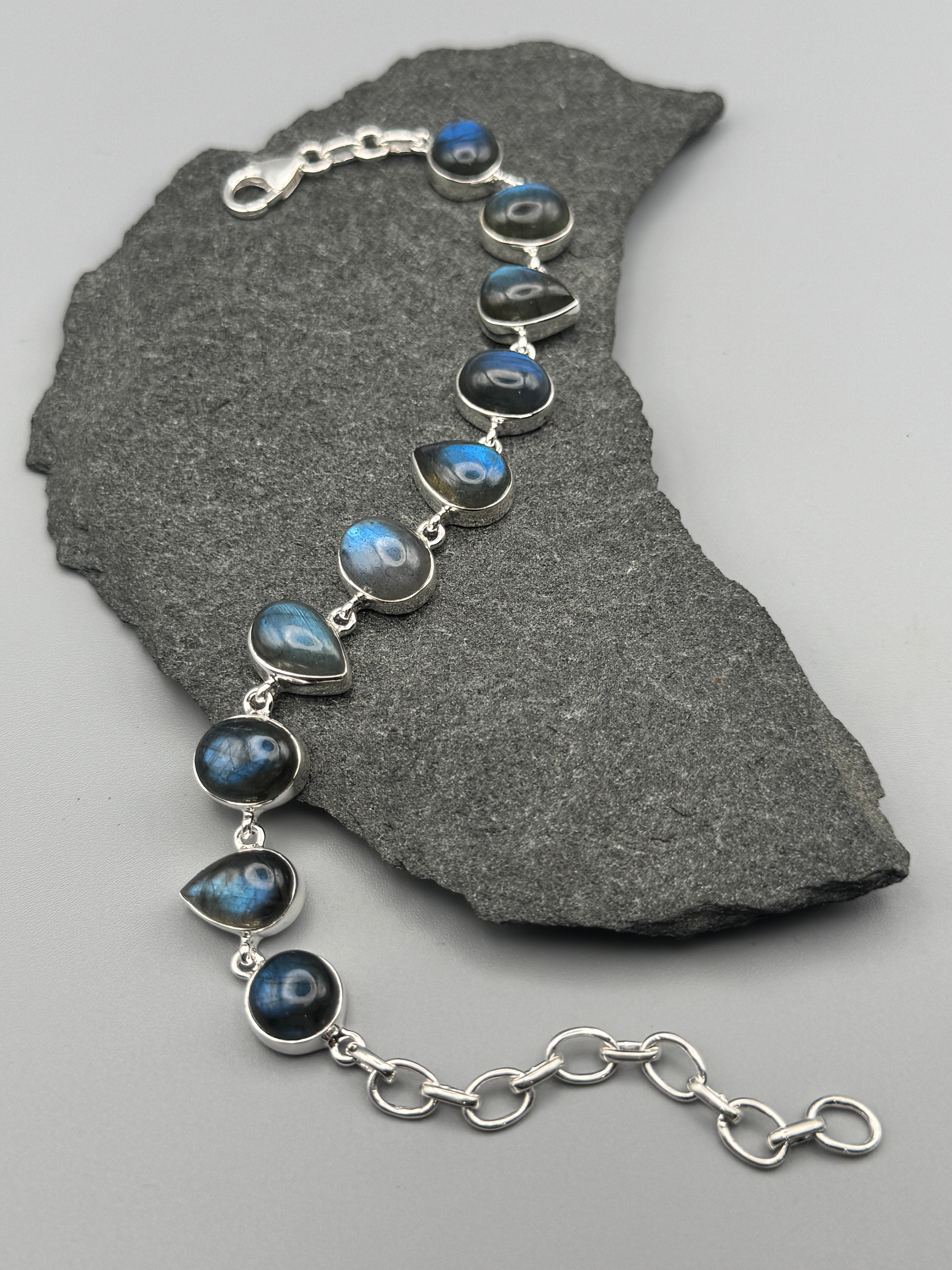 •LABRADORITE - LIL' GEO MIX - 1• linked silver bracelet (7.25" - 9")