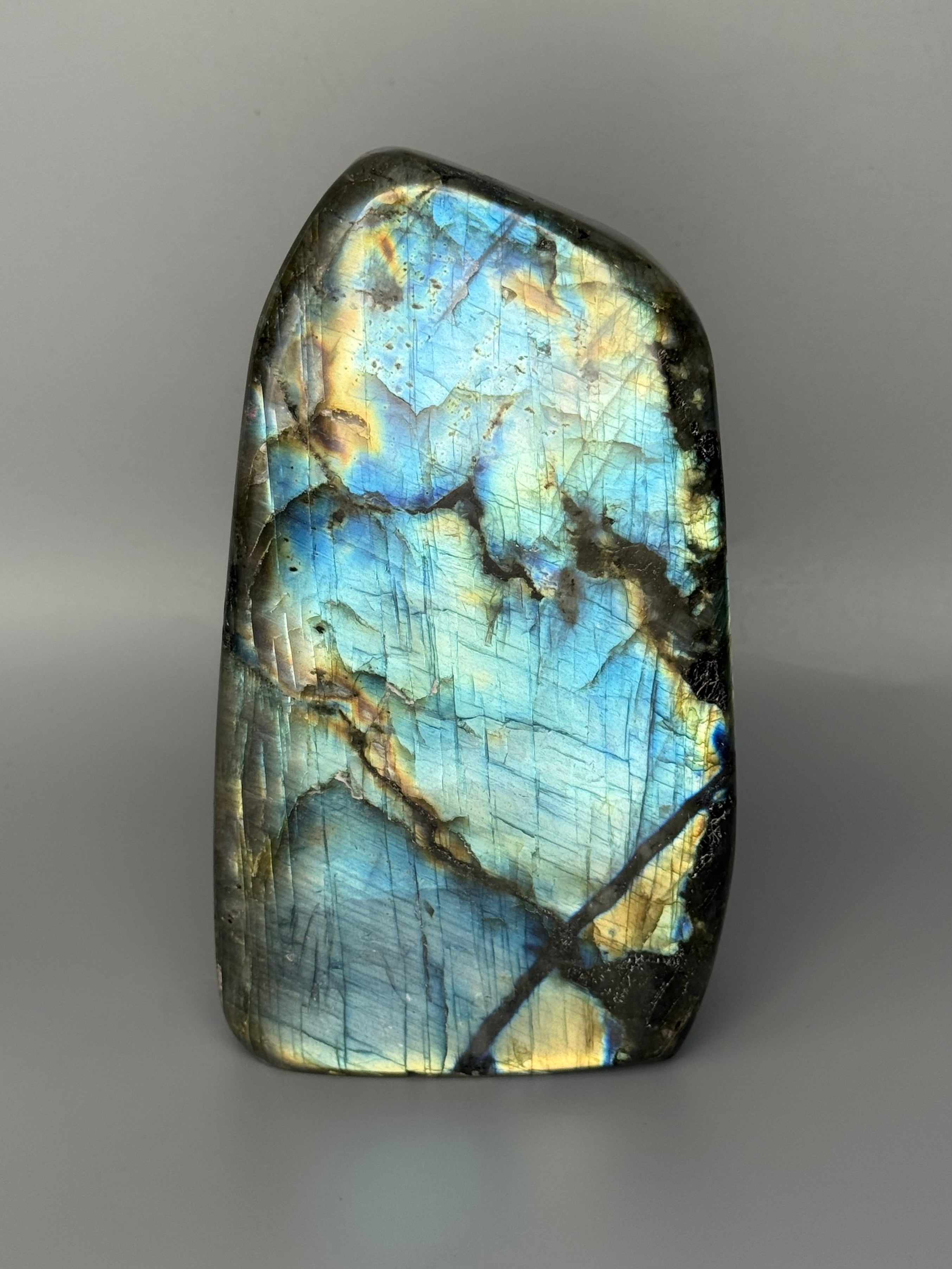 •LABRADORITE• smooth freeform