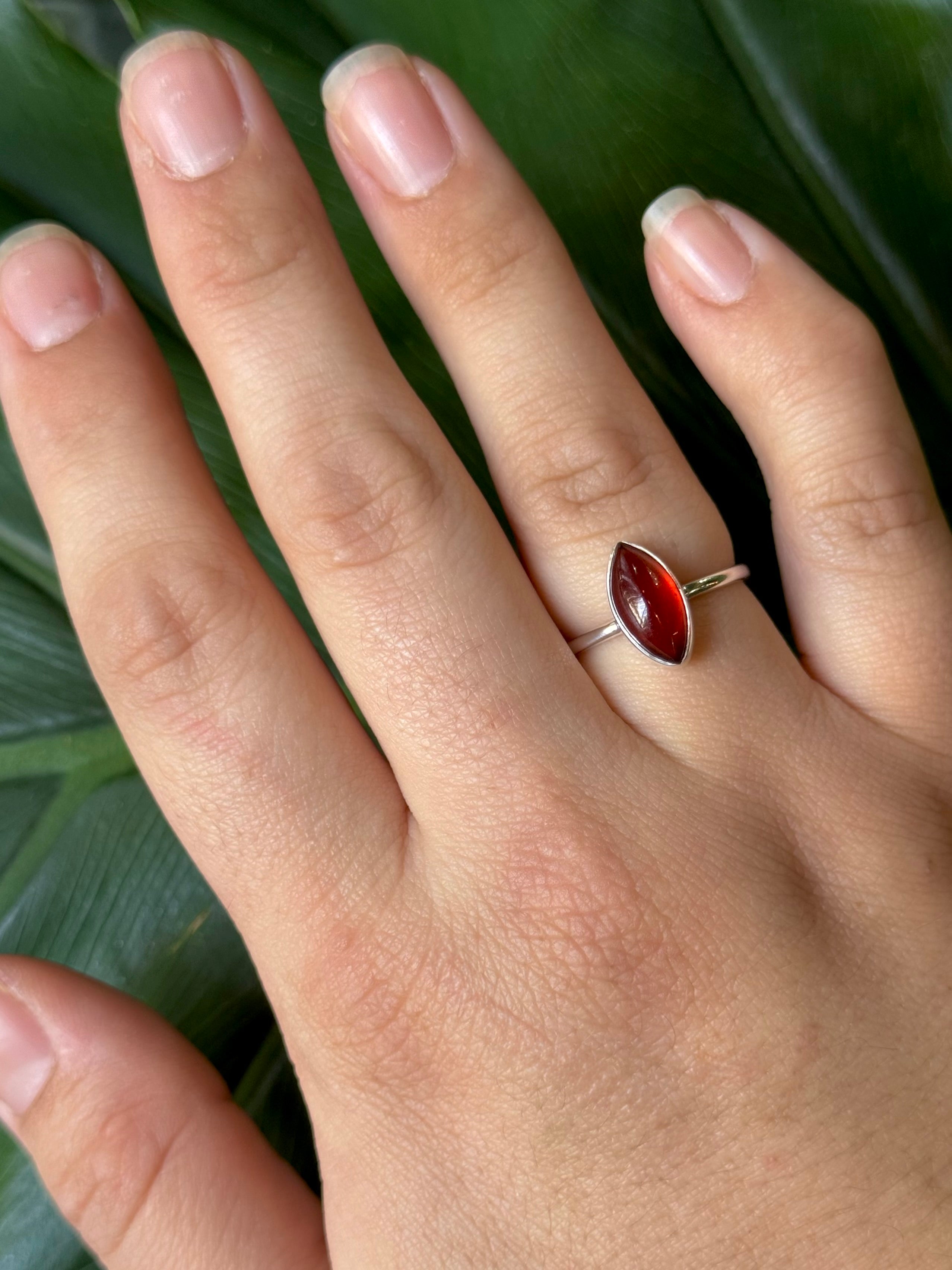 •HESSONITE GARNET - LIL' EYE• simple bezel silver ring (various sizes)