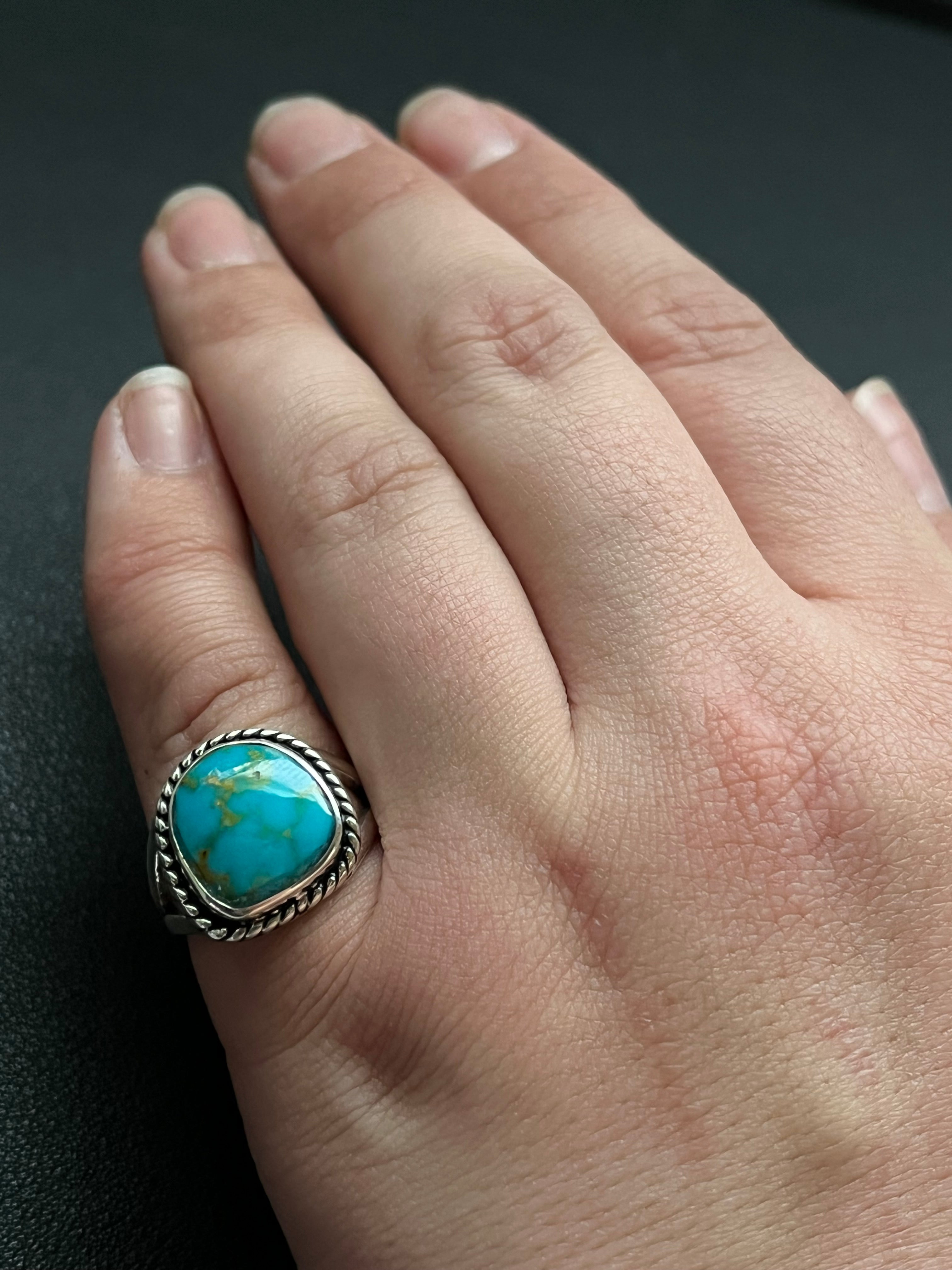 •KINGMAN TURQUOISE• Navajo silver ring (size 6.75)