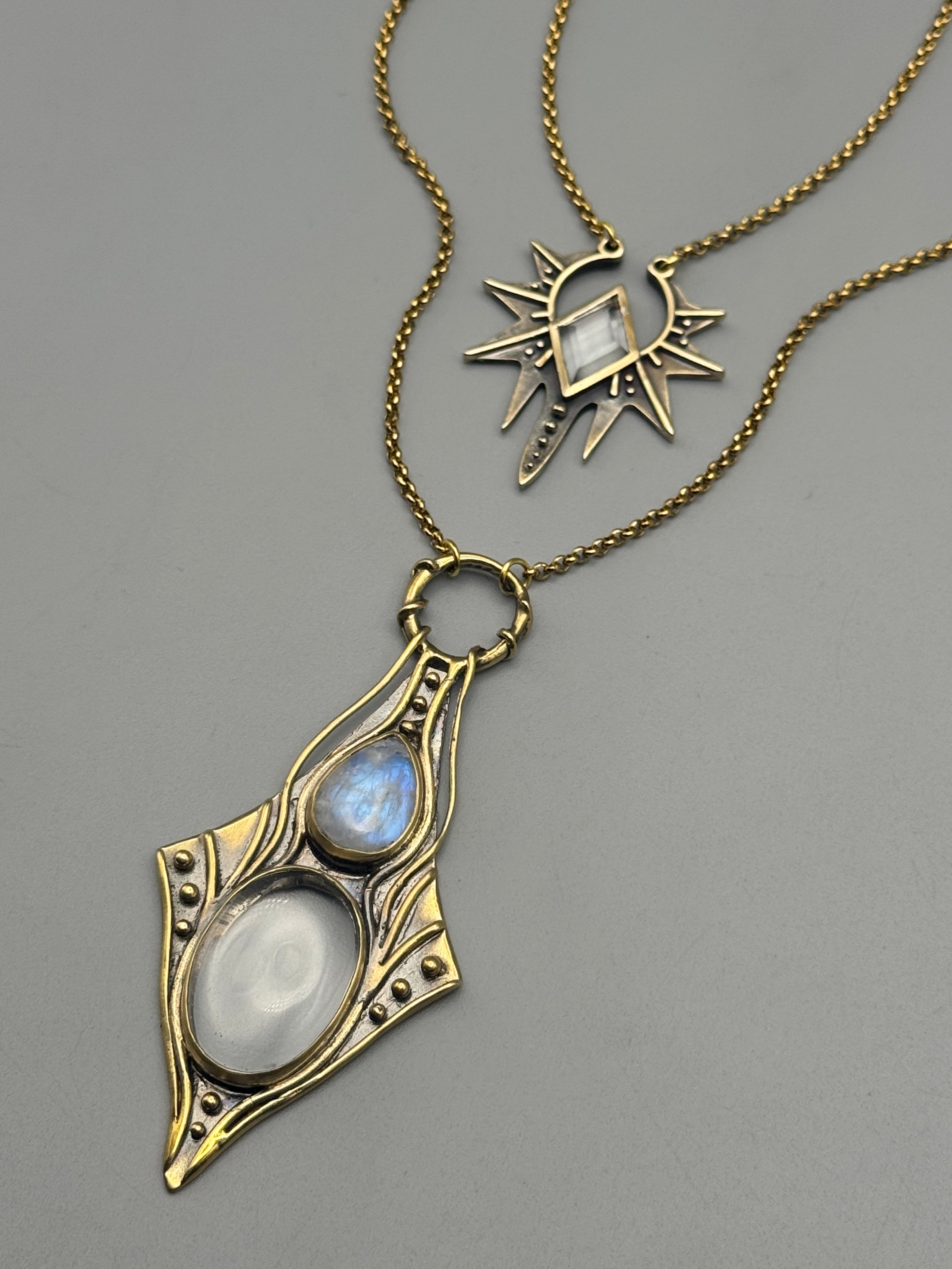 •NIMUE• rainbow moonstone + quartz gold necklace (20" long)