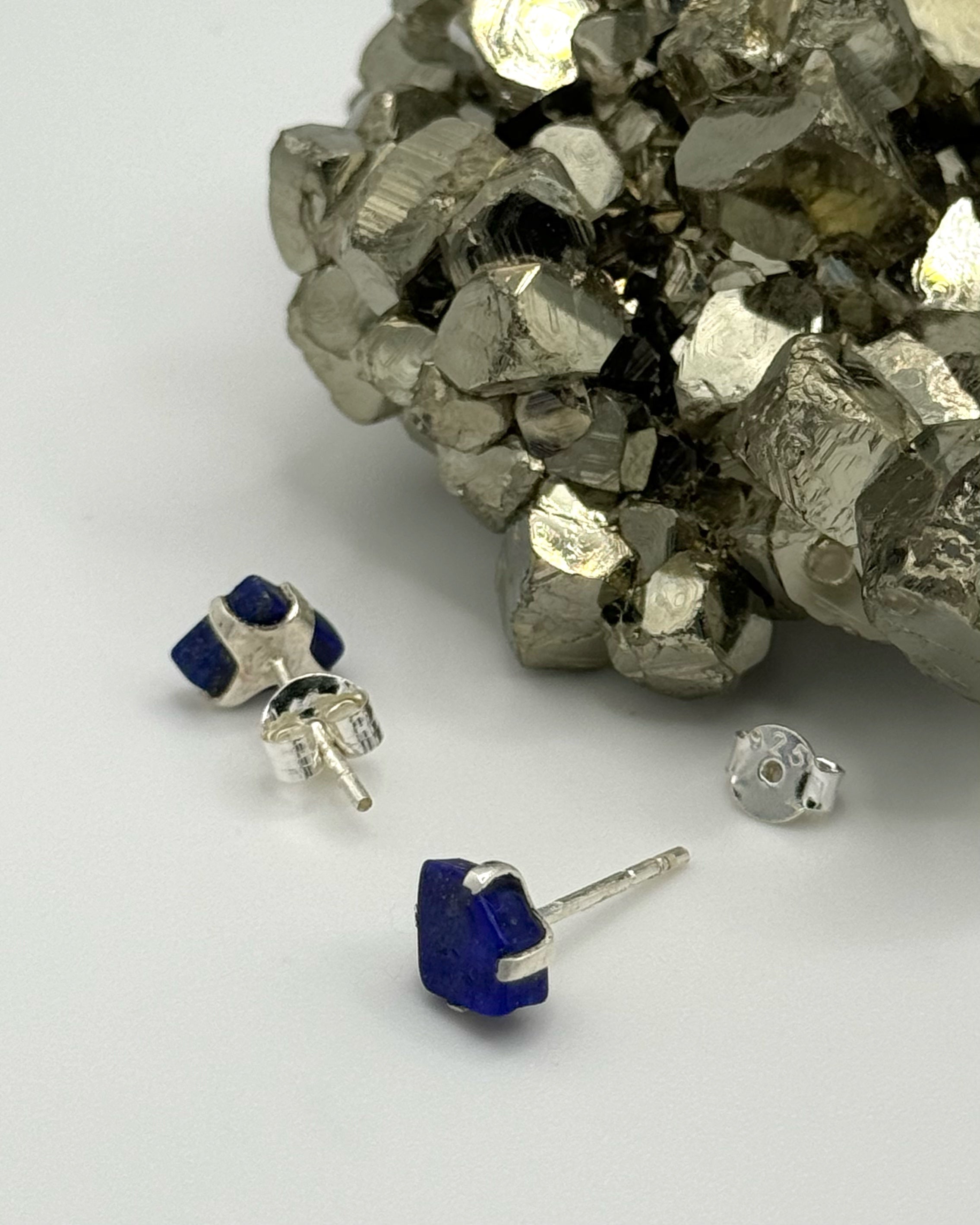 •LAPIS LAZULI• silver prong set stud earrings