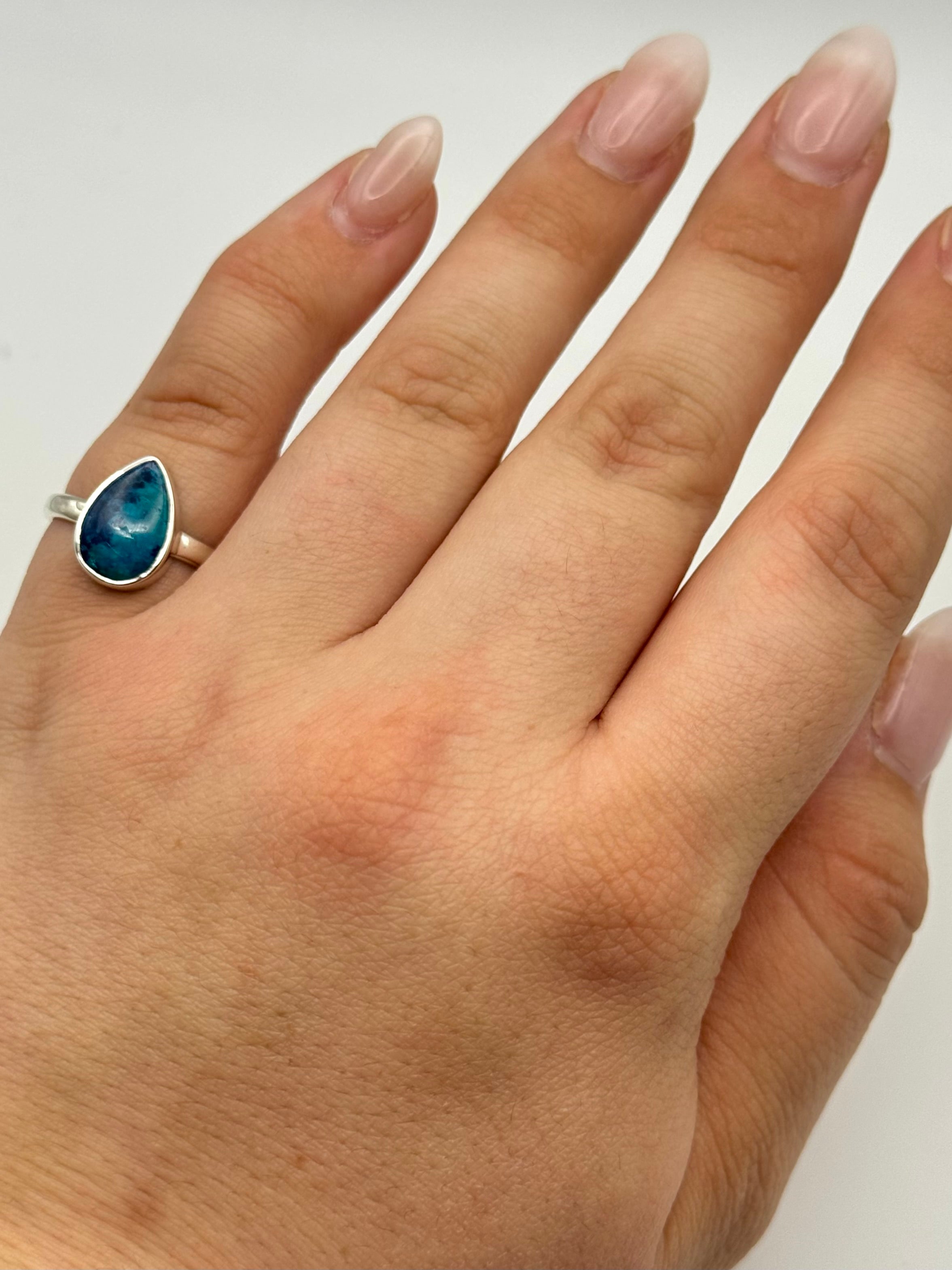 •SHATTUCKITE - MEDIUM TEARDROP• silver ring (size 6.5)