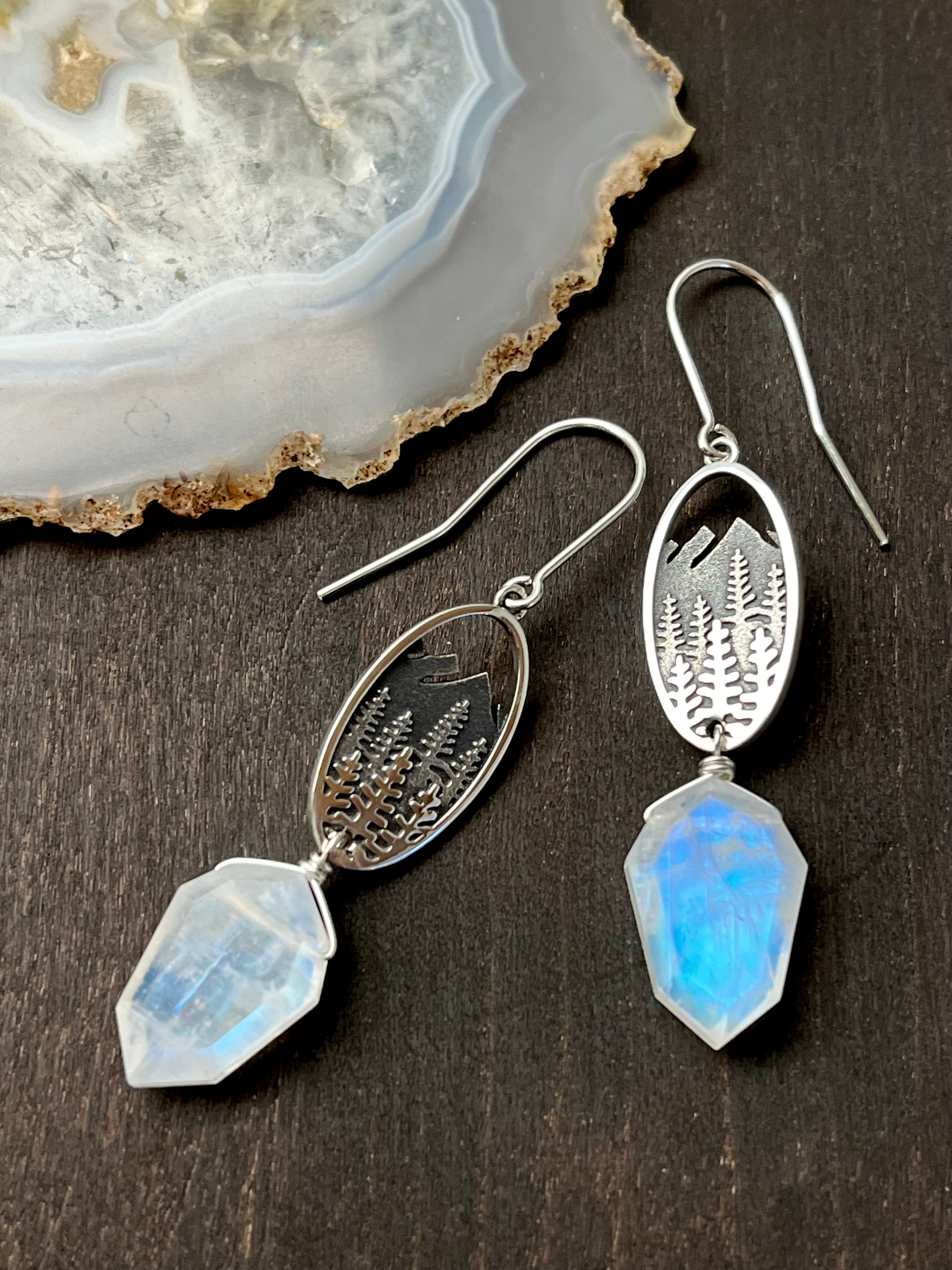 •BLUE RIDGE• rainbow moonstone + silver dangle earrings