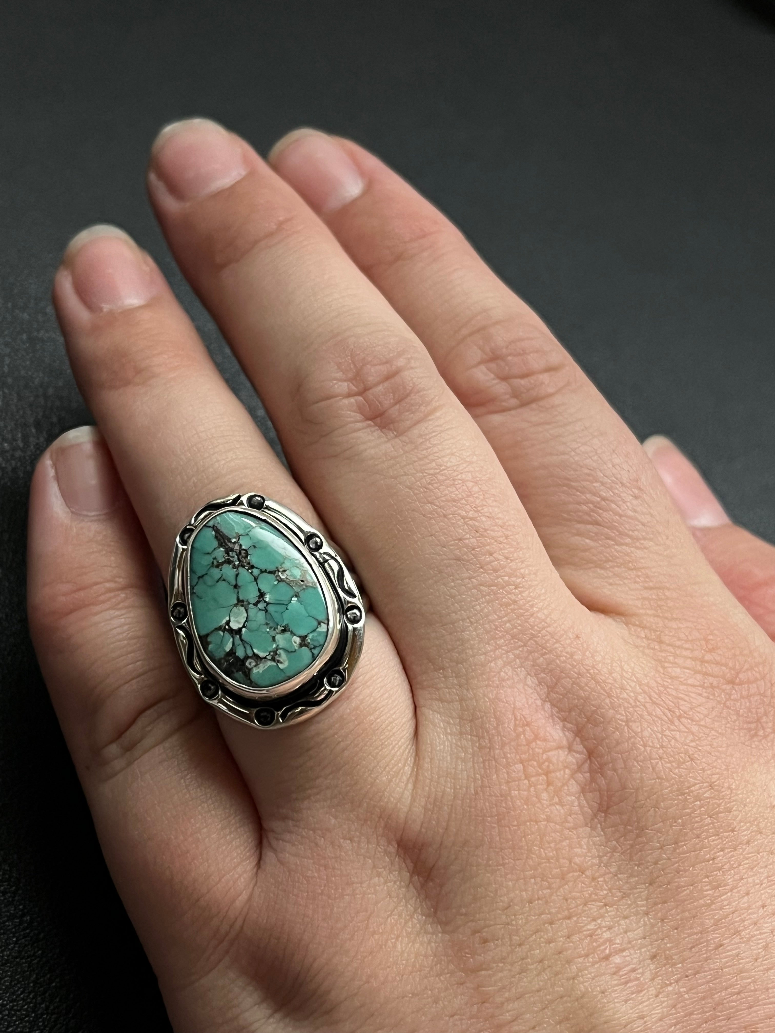 •CHINESE TURQUOISE• Navajo silver ring (size 8)