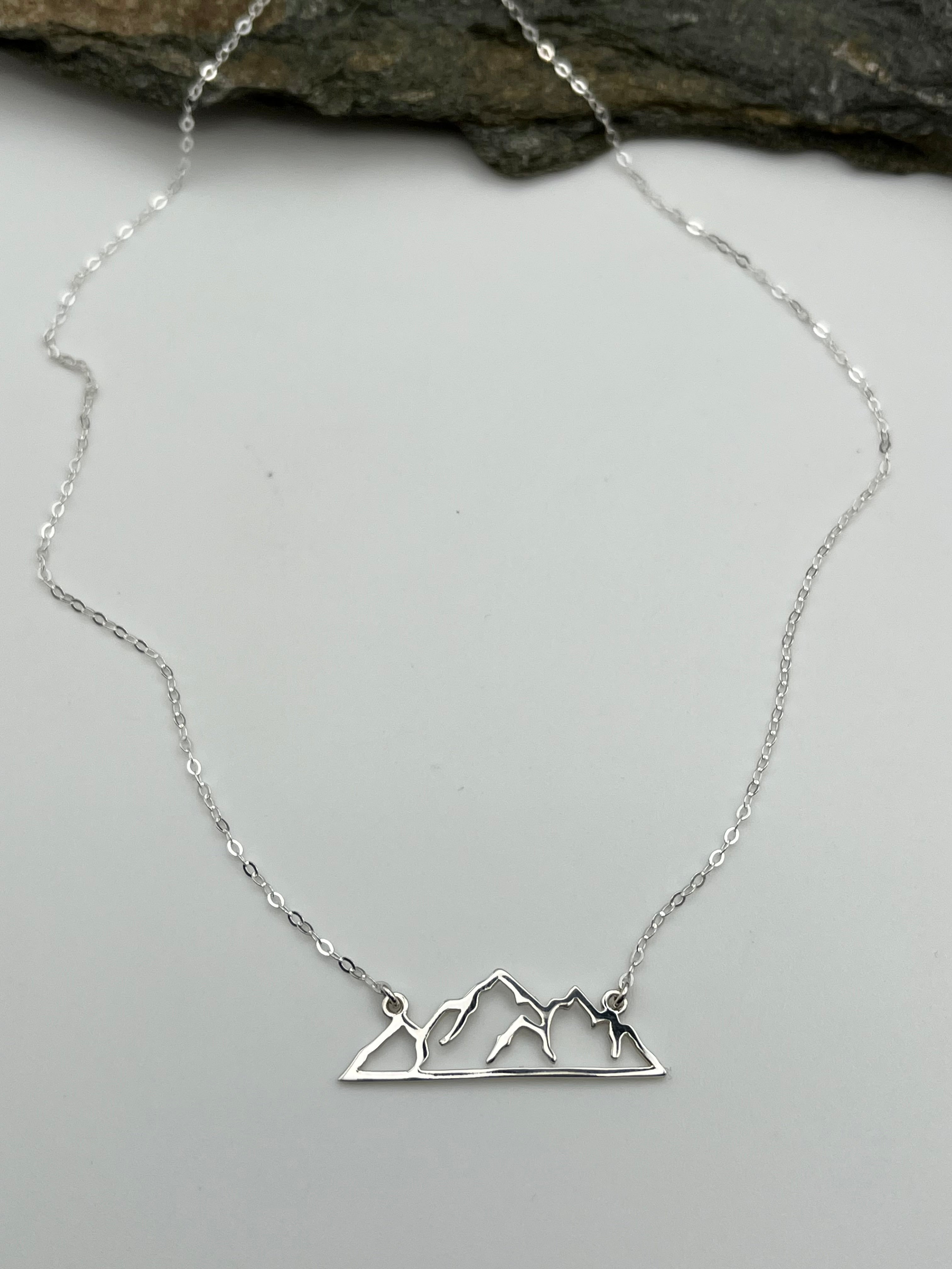 •RIDGELINE• silver necklace