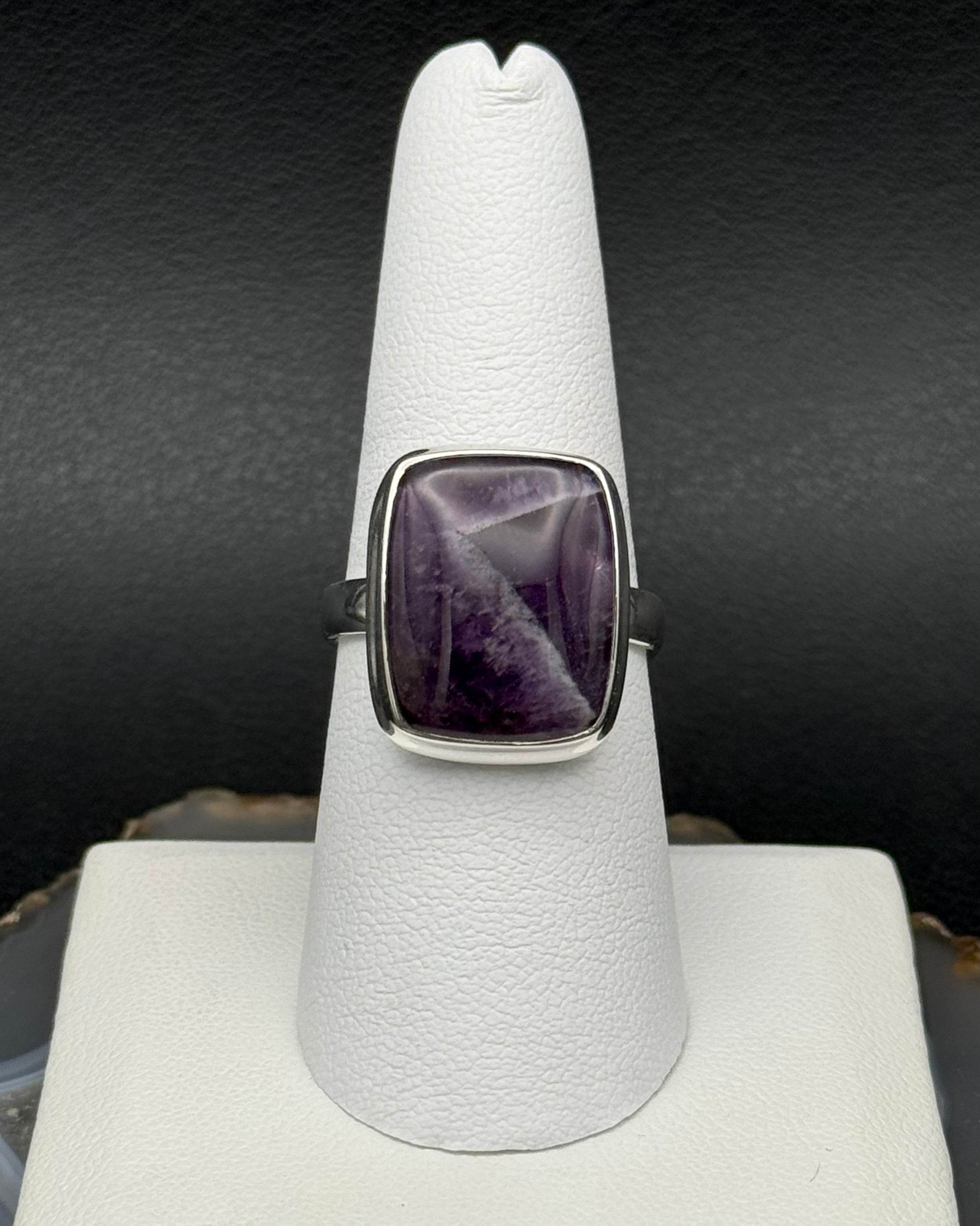 •CHEVRON AMETHYST - LARGE SOFT SQUARE• silver ring (size 8)