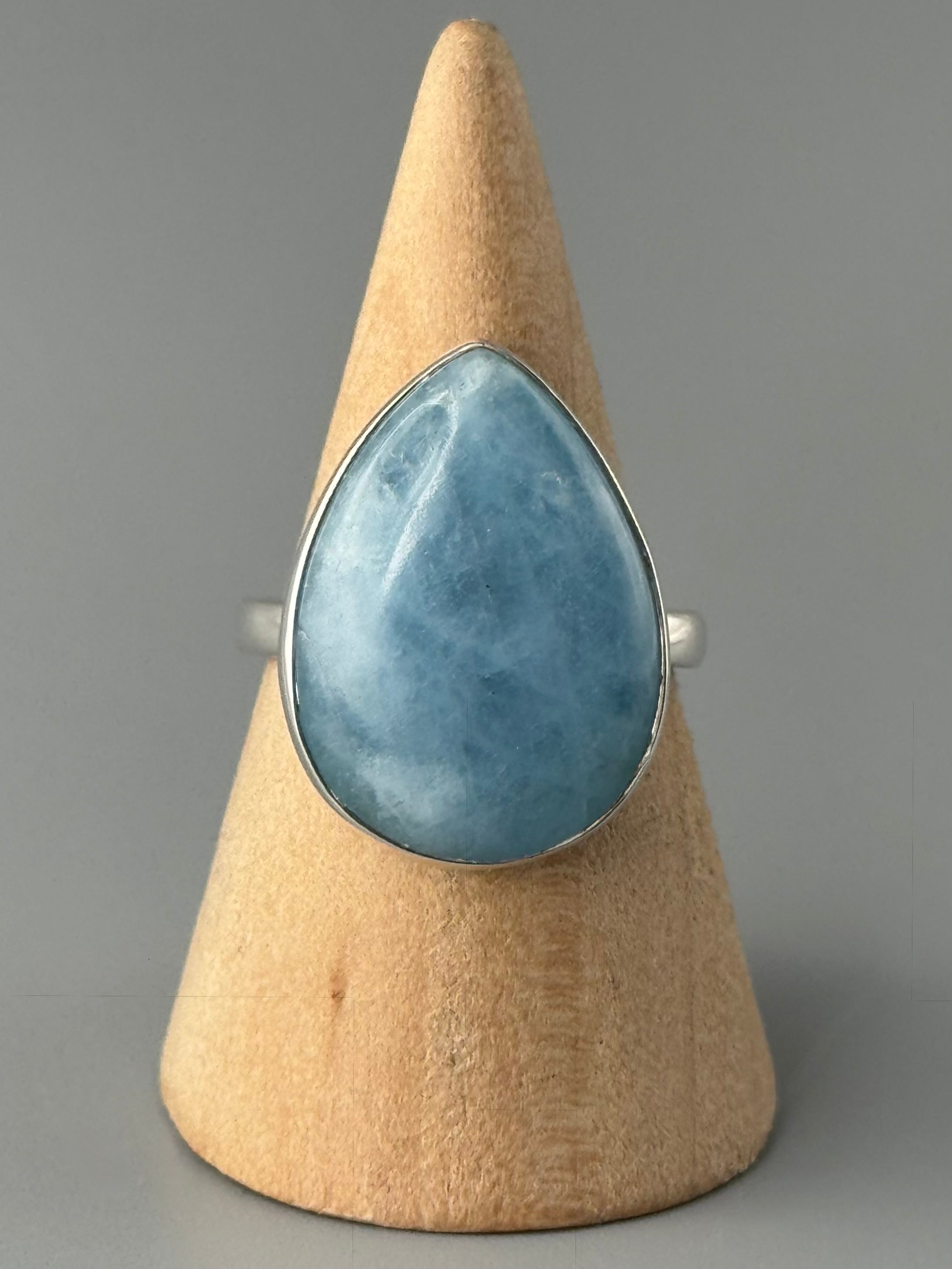 •AQUAMARINE - TEAR• sterling silver ring (size 10)