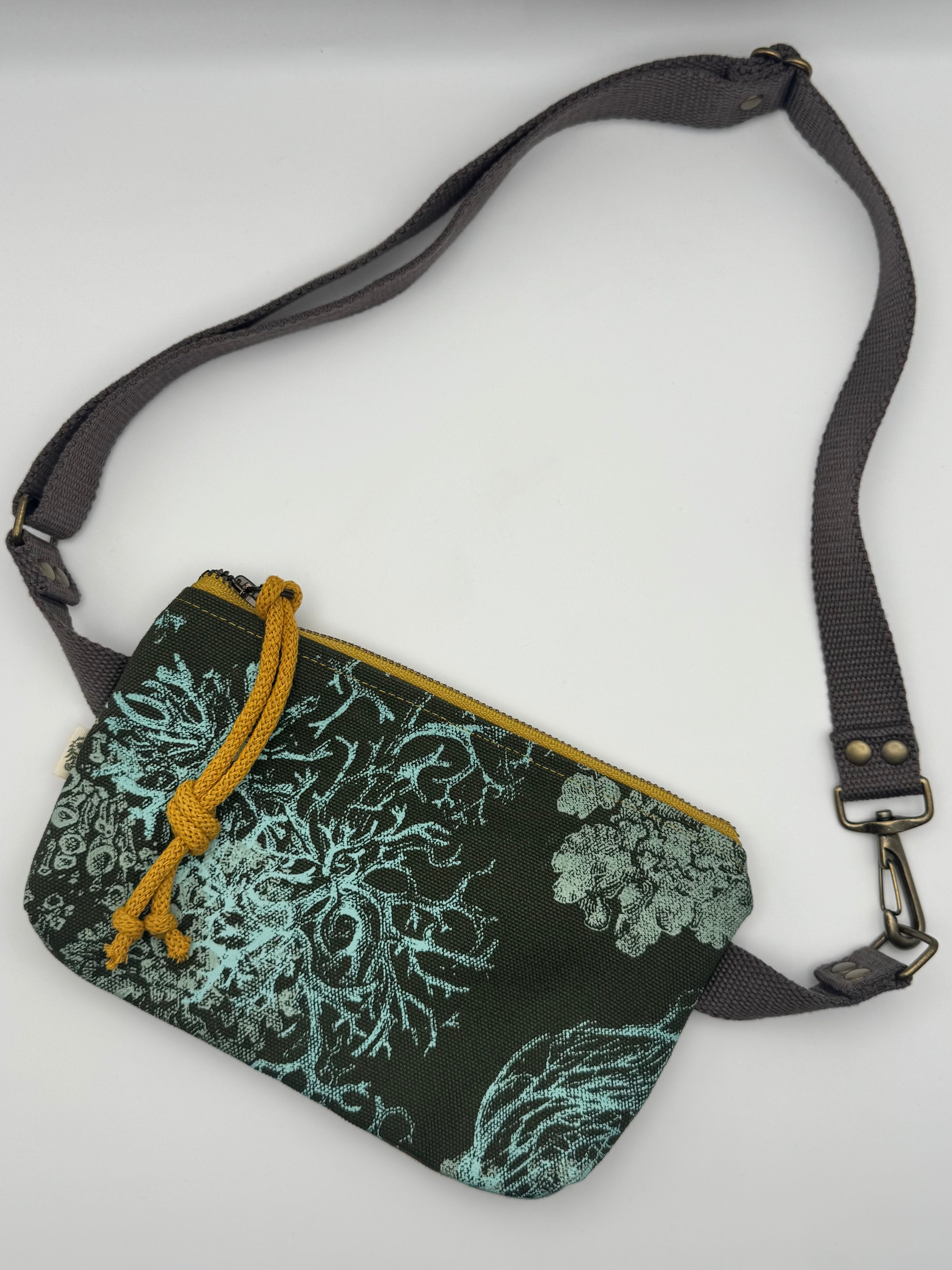 •MIDI PACK - LICHEN• waxed canvas fanny/crossbody