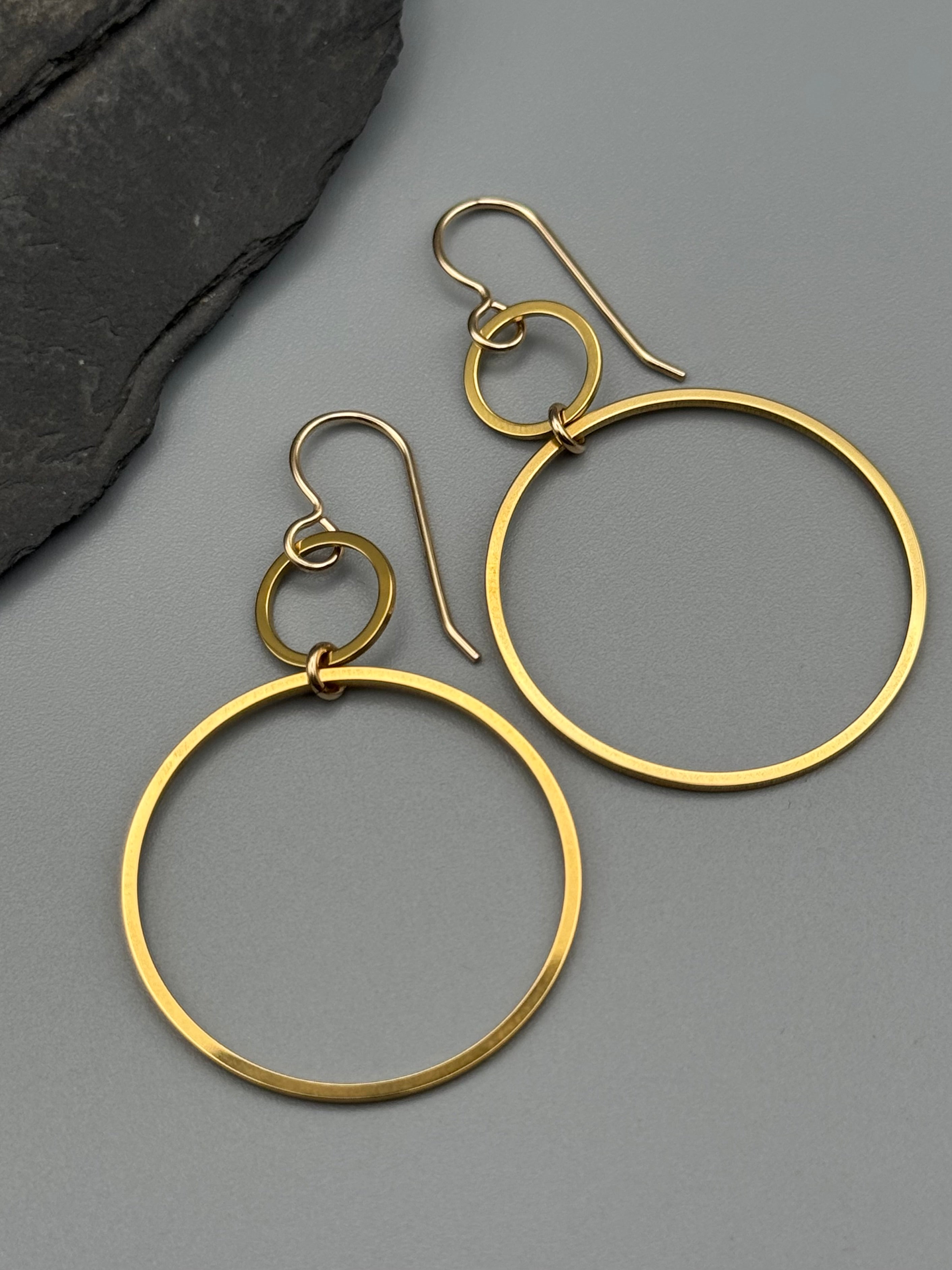 •EQUA-ORBIT MEDIUM• gold dangle earrings