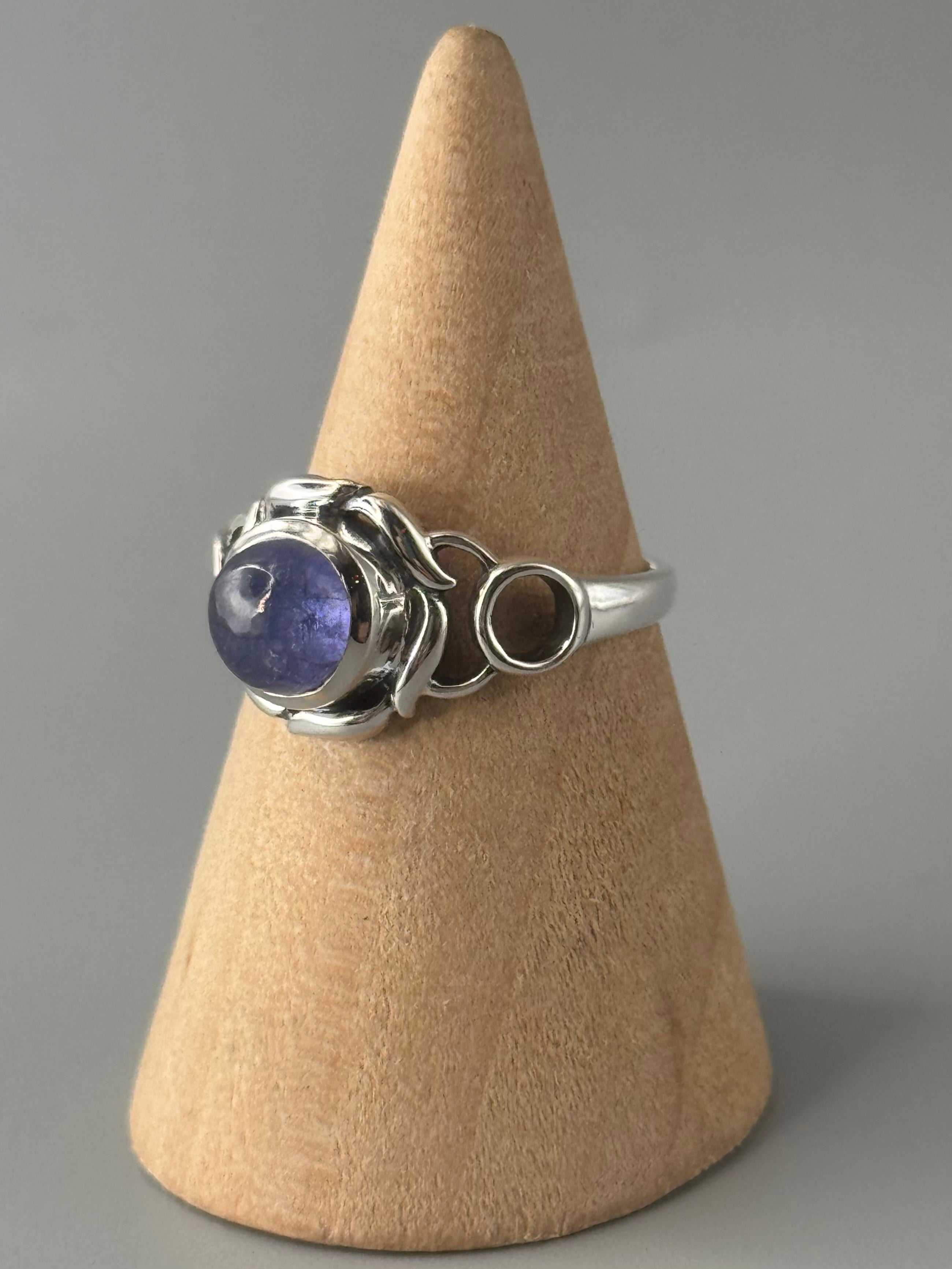 •TANZANITE - ROSE• sterling silver ring (various sizes)