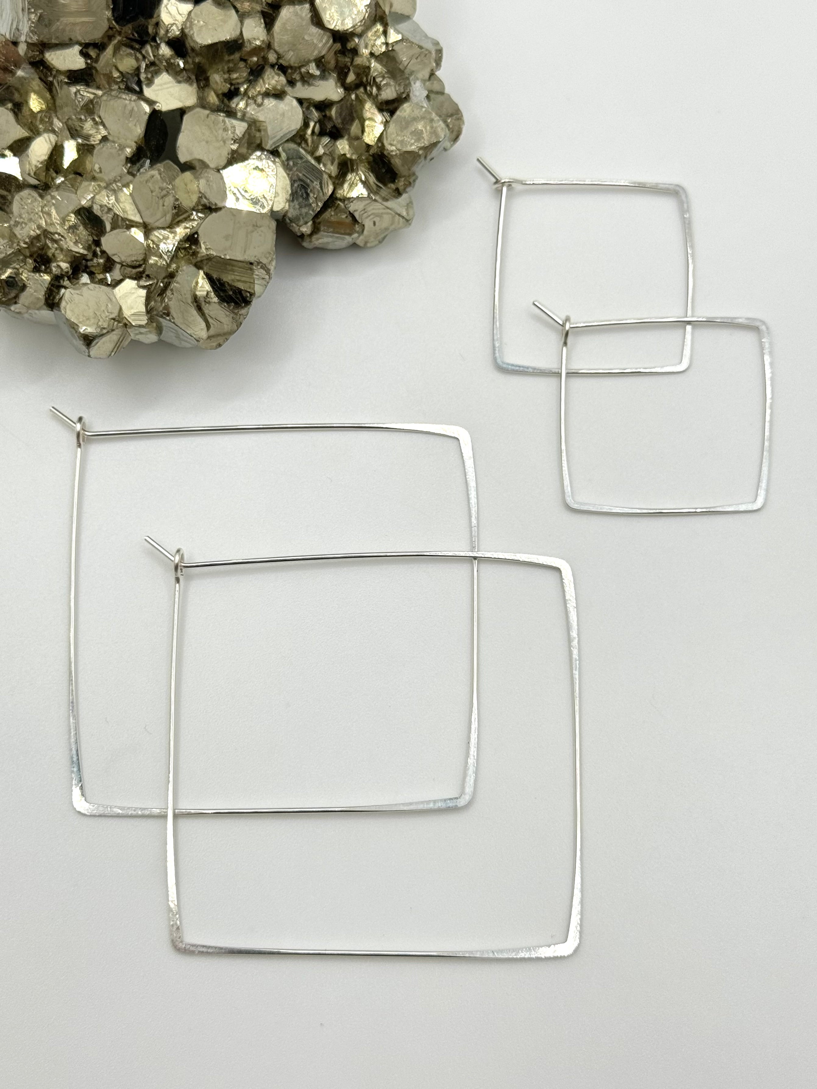 •SQUARE HOOP• silver earrings