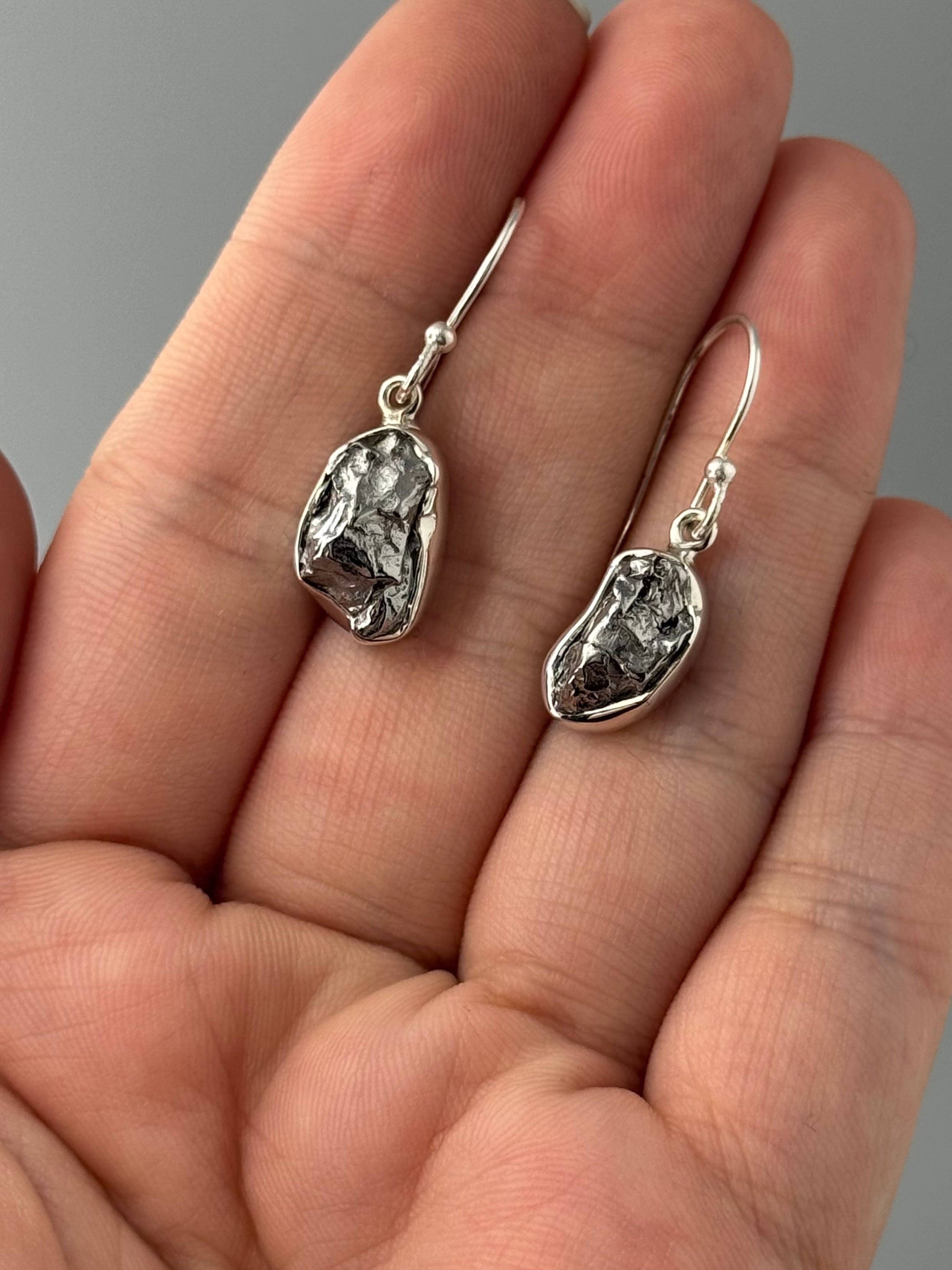 •METEORITE - FREEFORM - 2• silver dangle earrings