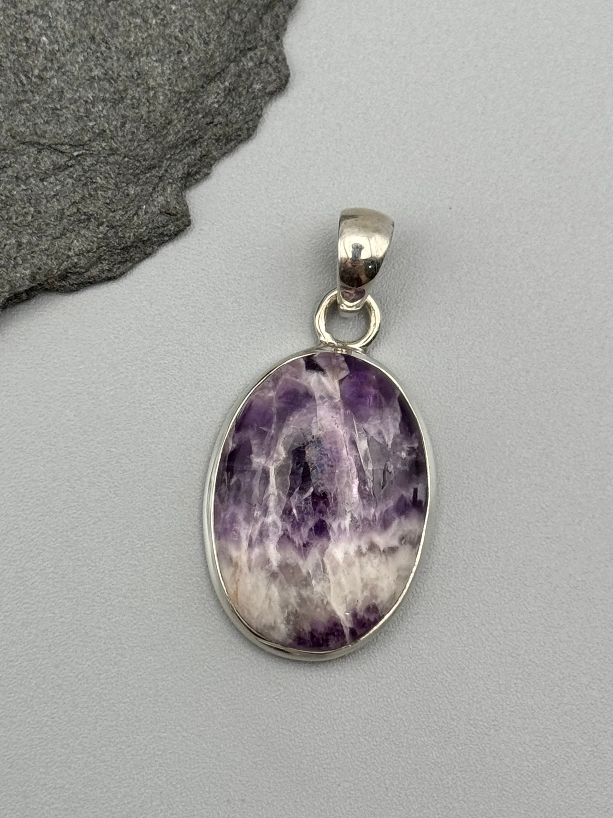 •CHEVRON AMETHYST - OVAL• sterling silver pendant