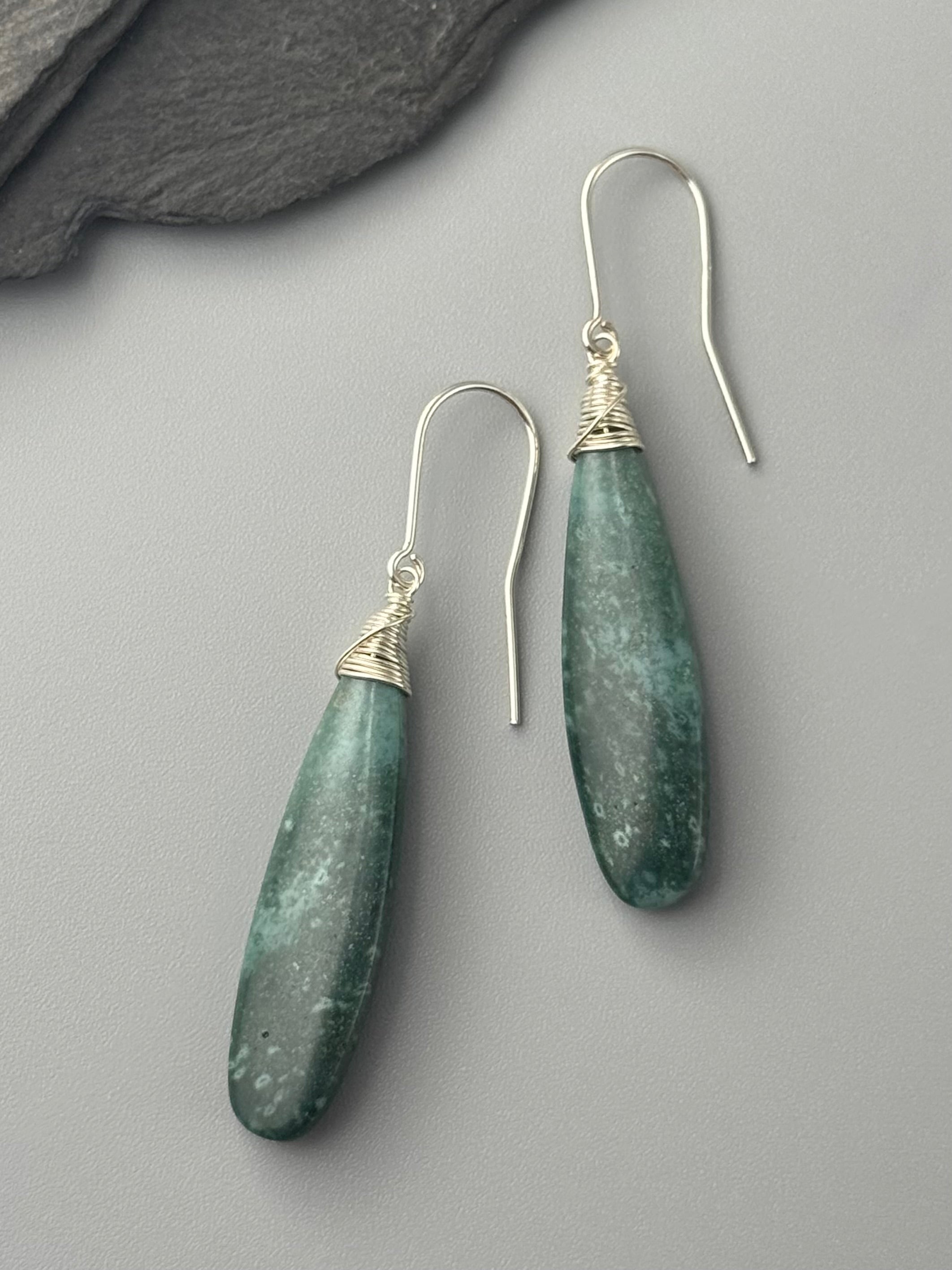 •STRAY• green mountain jade + silver earrings