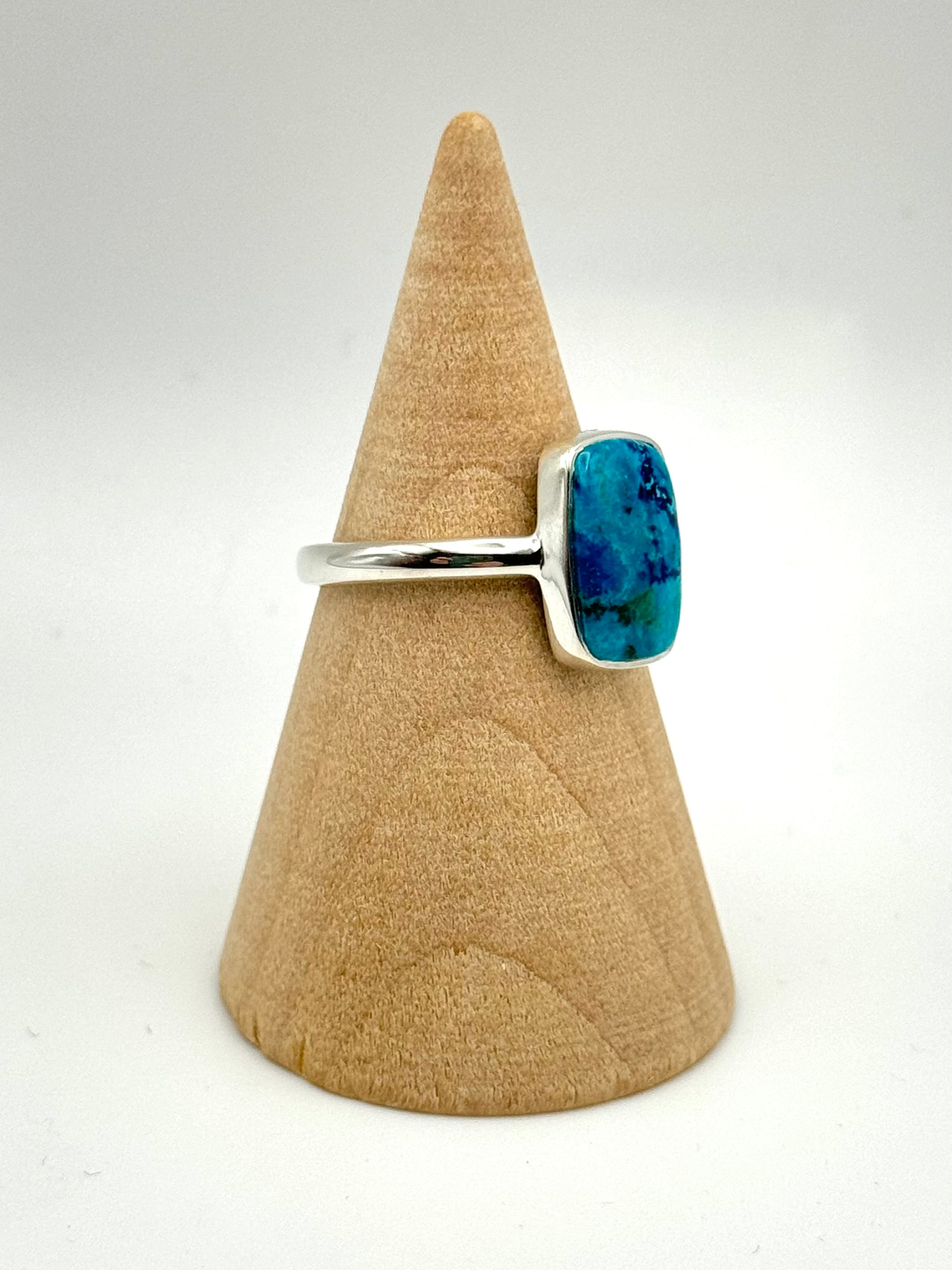 •SHATTUCKITE - MEDIUM SOFT RECTANGLE• silver ring (size 8)