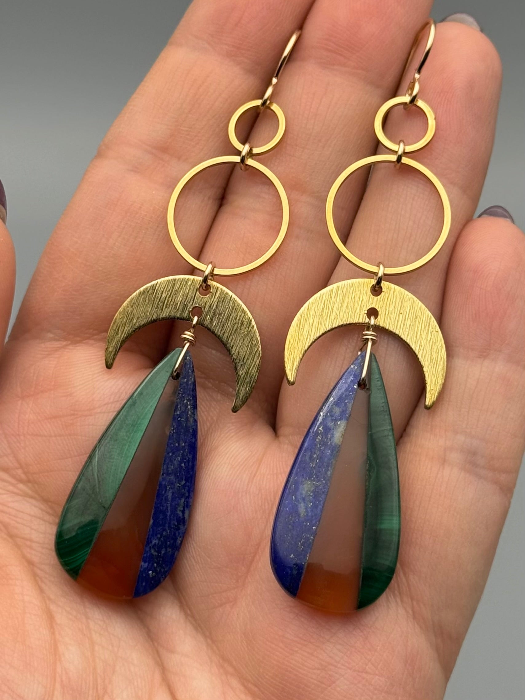 •ECHO MOON• intarsia + gold earrings