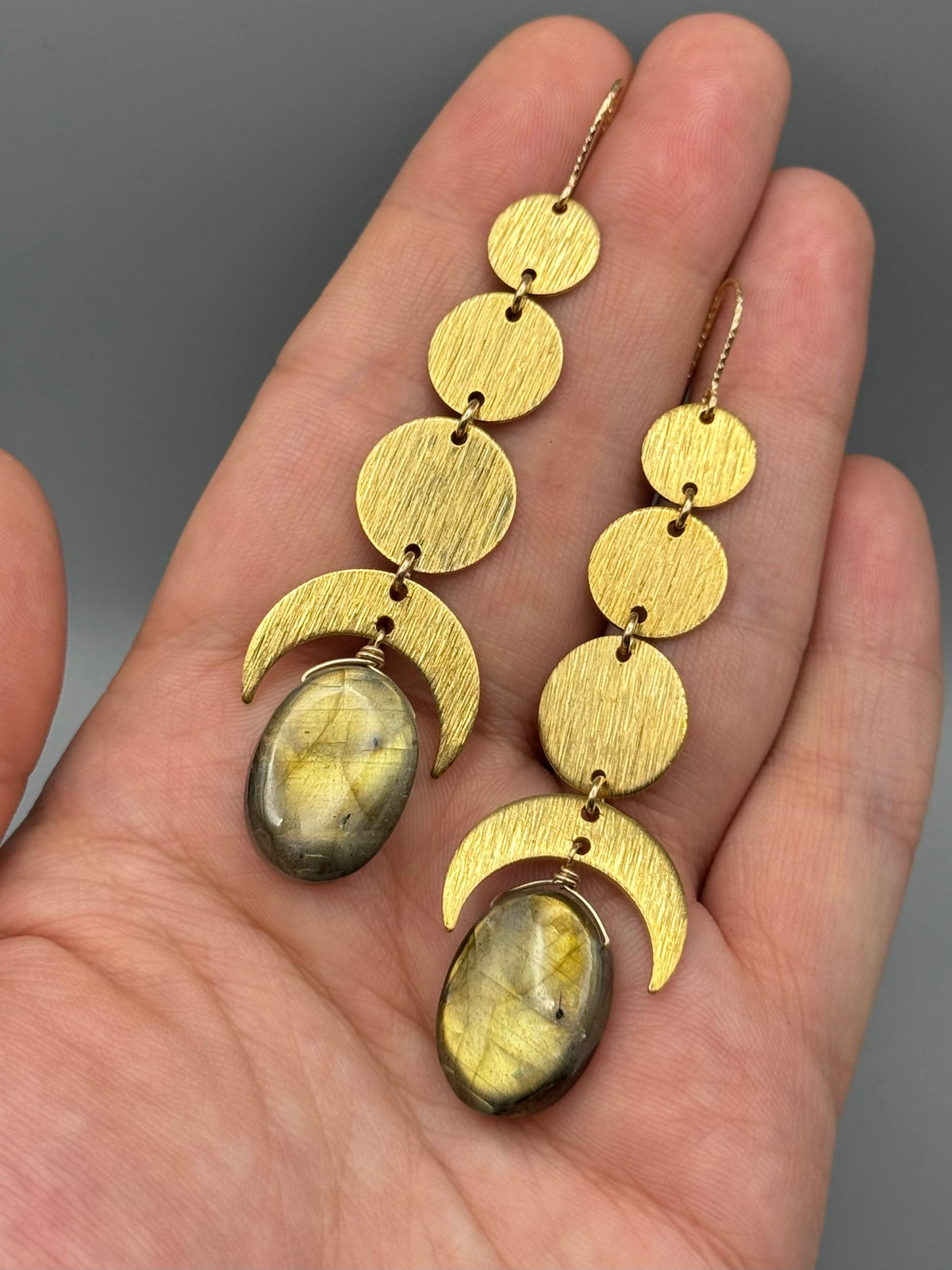 •NYX - MOONSTACK• golden labradorite oval + gold earrings