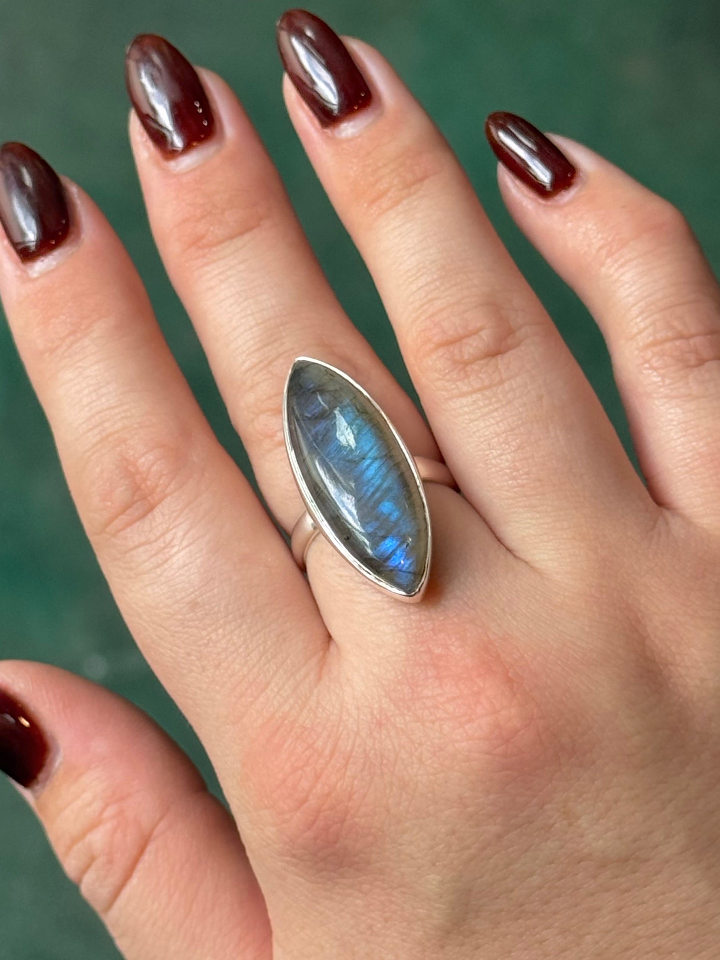 •LABRADORITE - MARQUISE• sterling silver ring (size 9)