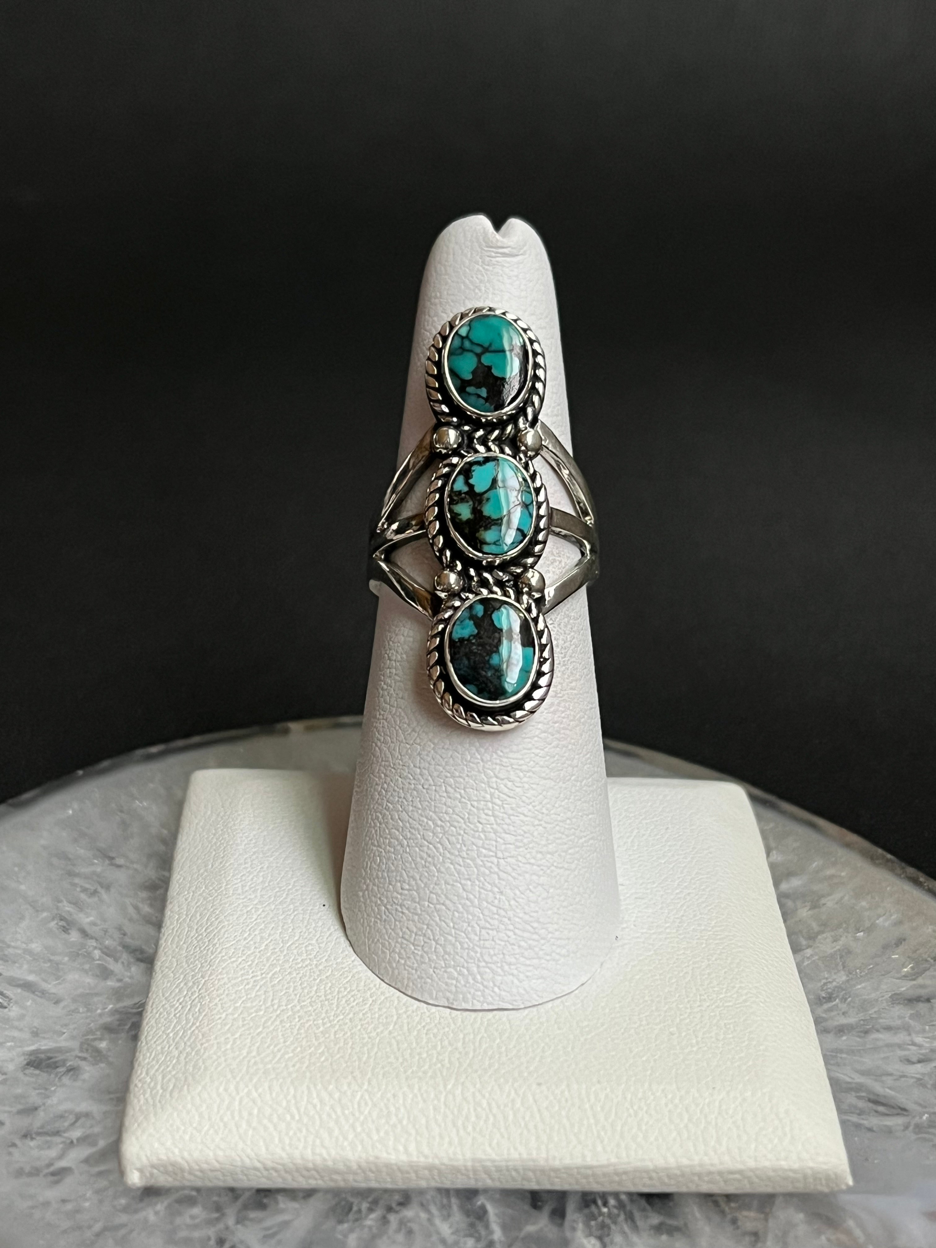 •CHINESE TURQUOISE• Navajo silver triple stone ring - size 6.5