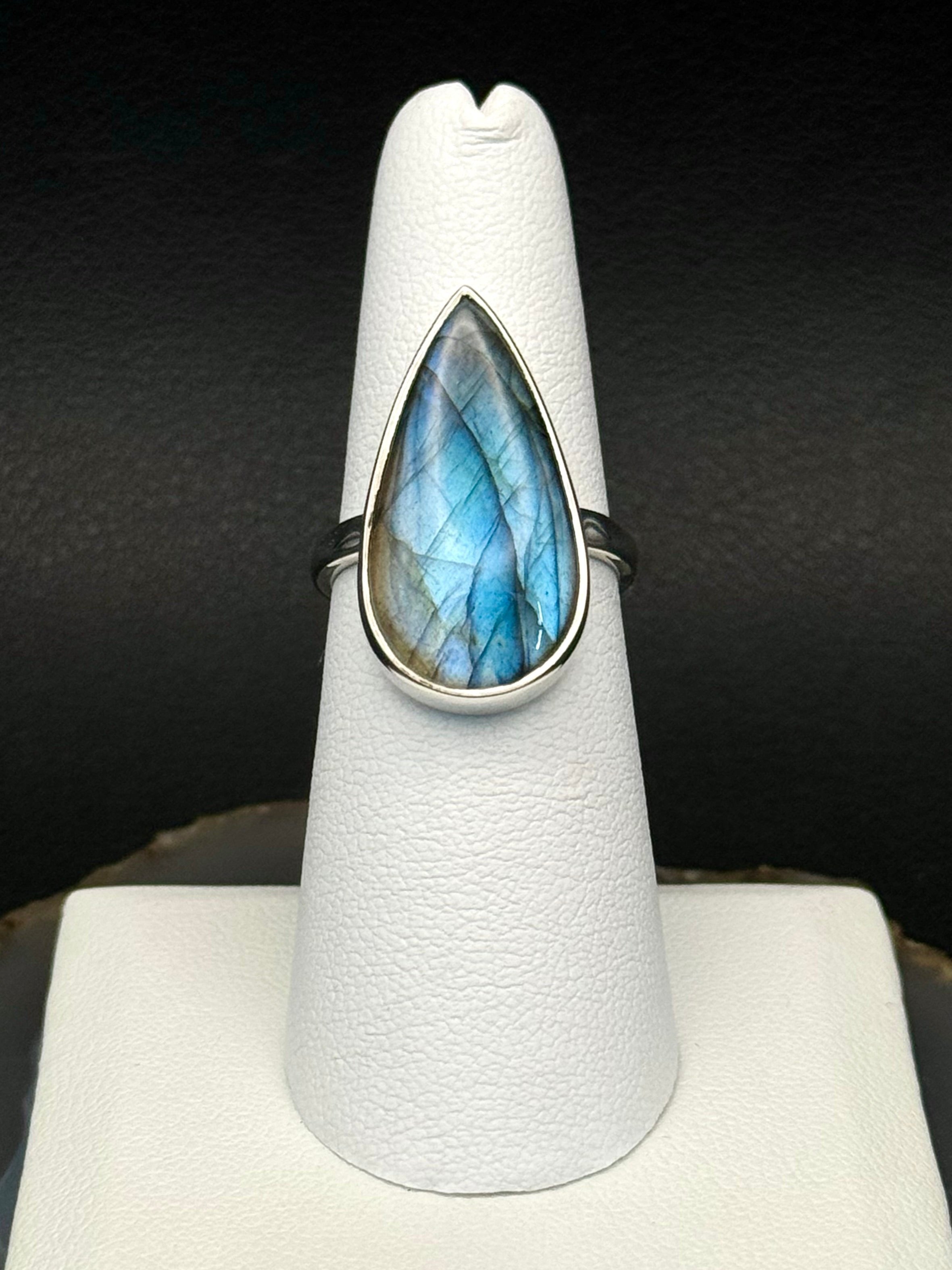 •LABRADORITE - LARGER TEARDROP• silver ring (size 6.25)