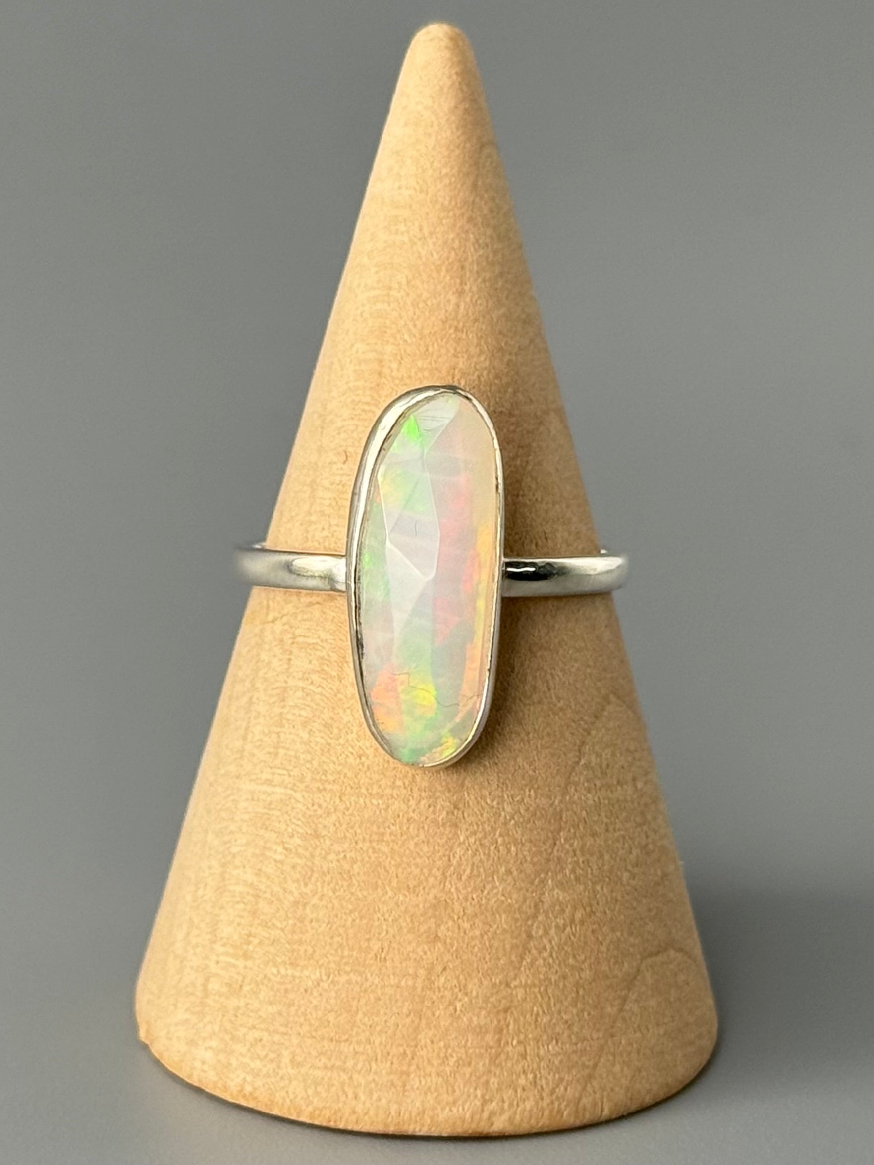 •FACETED ETHIOPIAN OPAL - STACKABLE• silver ring (size 8)