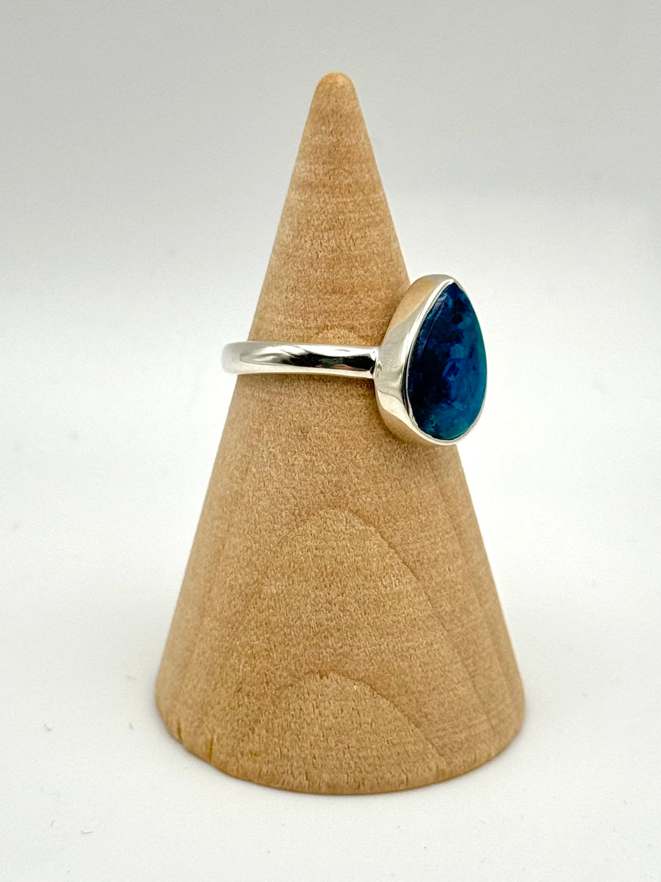 •SHATTUCKITE - MEDIUM TEARDROP• silver ring (size 6.5)