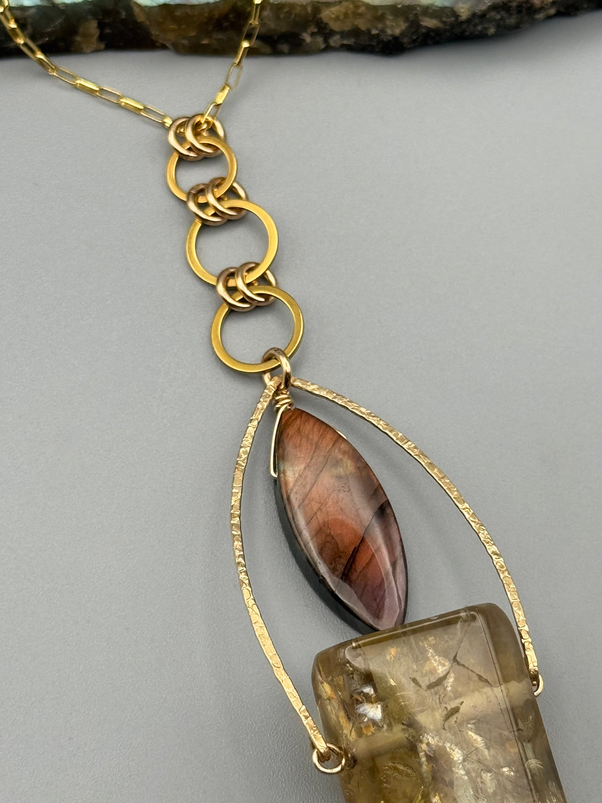 •AEON• labradorite + brazilian quartz gold necklace (26"-28" long)