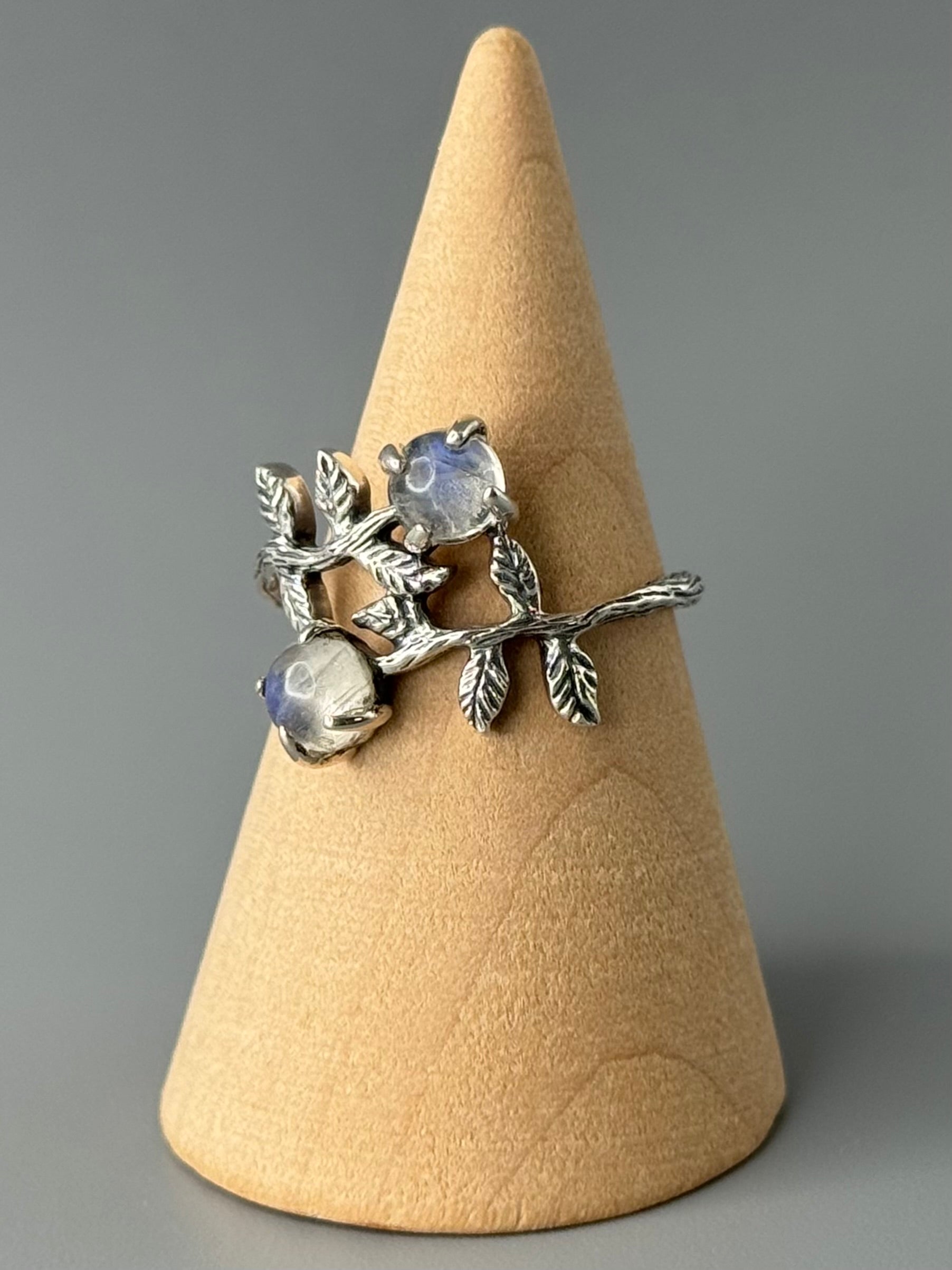 •RAINBOW MOONSTONE - LIANA• prong set silver ring (various sizes)