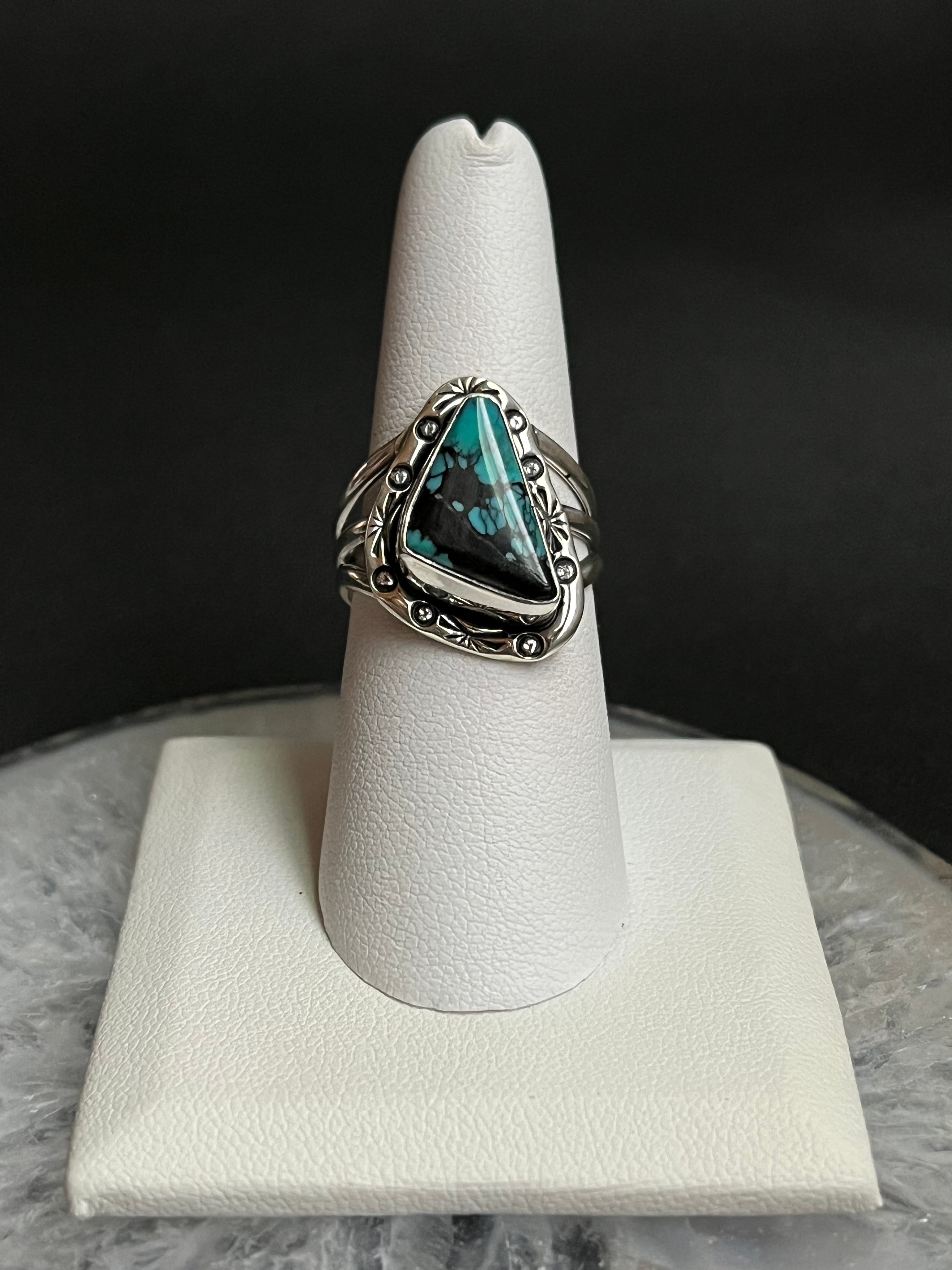 •CHINESE TURQUOISE• Navajo silver ring - size 8.25