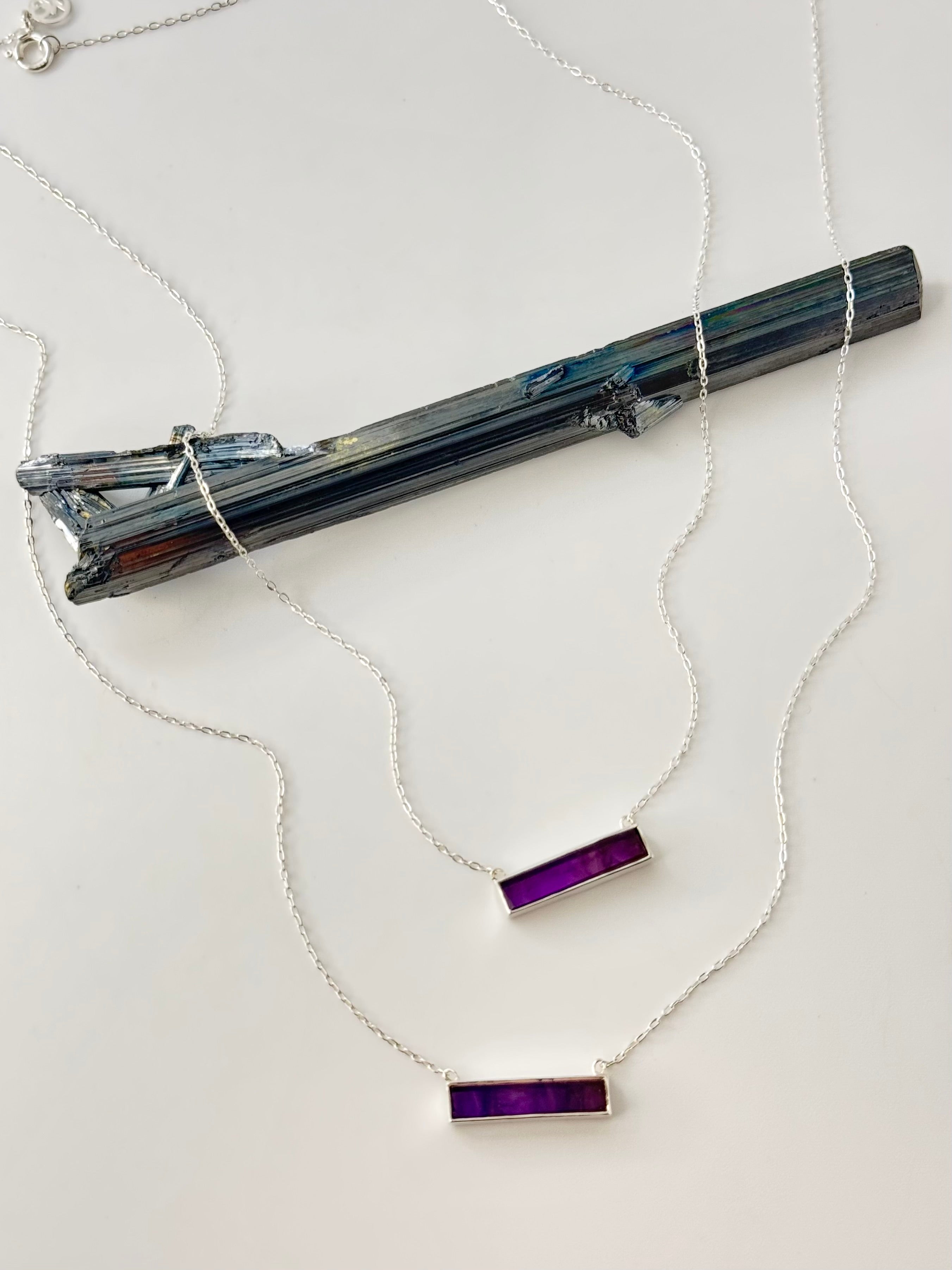 •PETITE BAR• amethyst + silver necklace (16"-18" long)