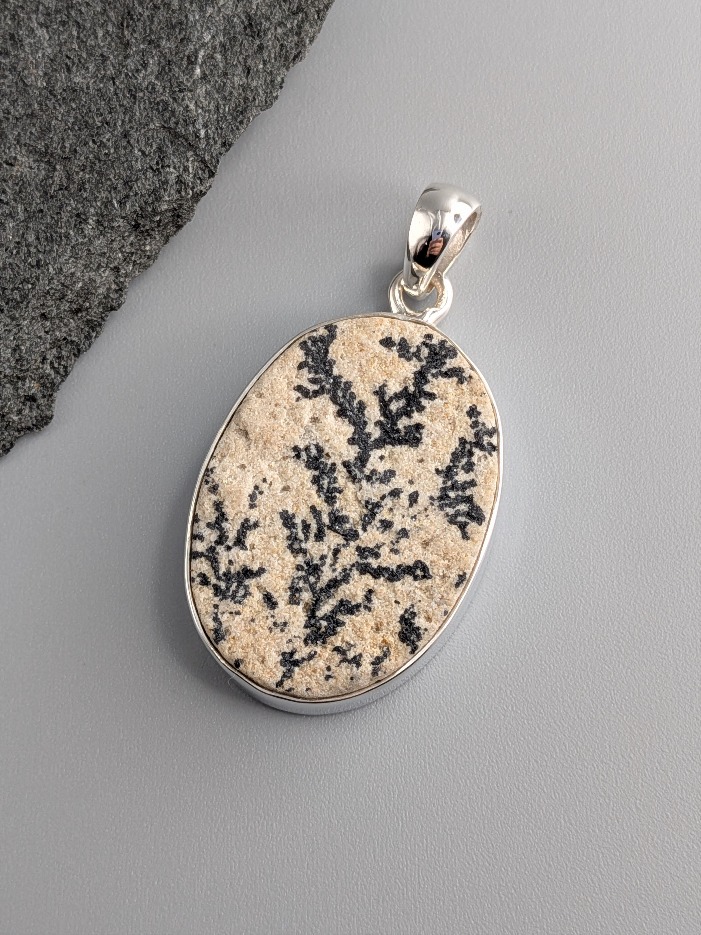 •DENDRITIC SANDSTONE - SMALL OVAL• sterling silver pendant