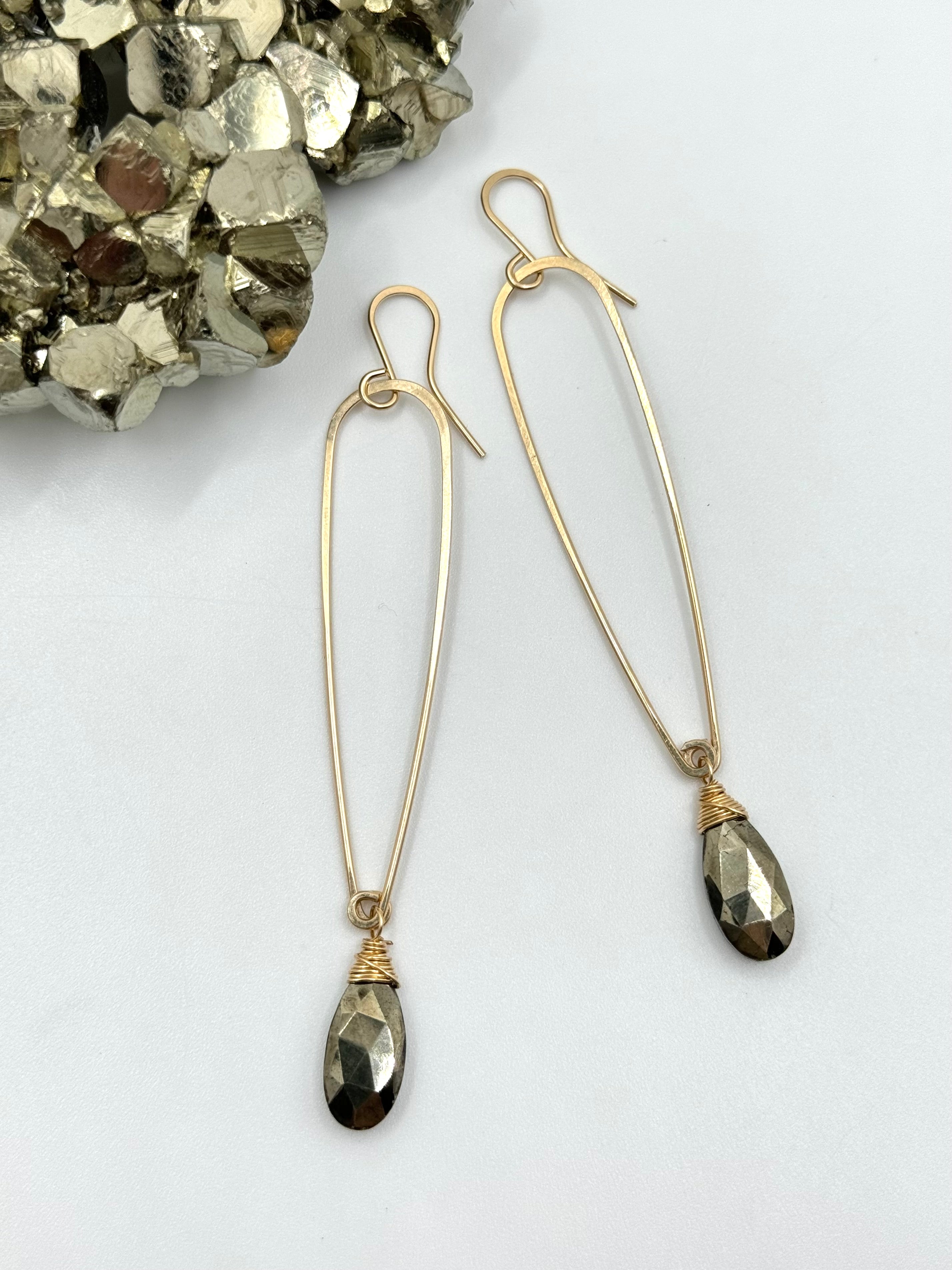 •SPEAR TEAR DANGLE• pyrite + gold earrings