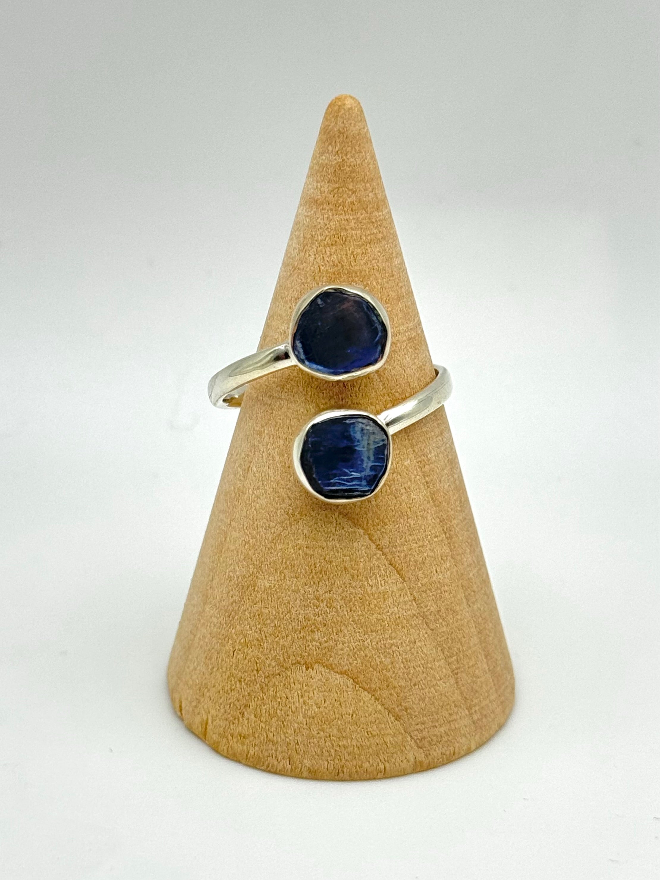 •KYANITE - LIL' FREEFORMS• adjustable silver ring