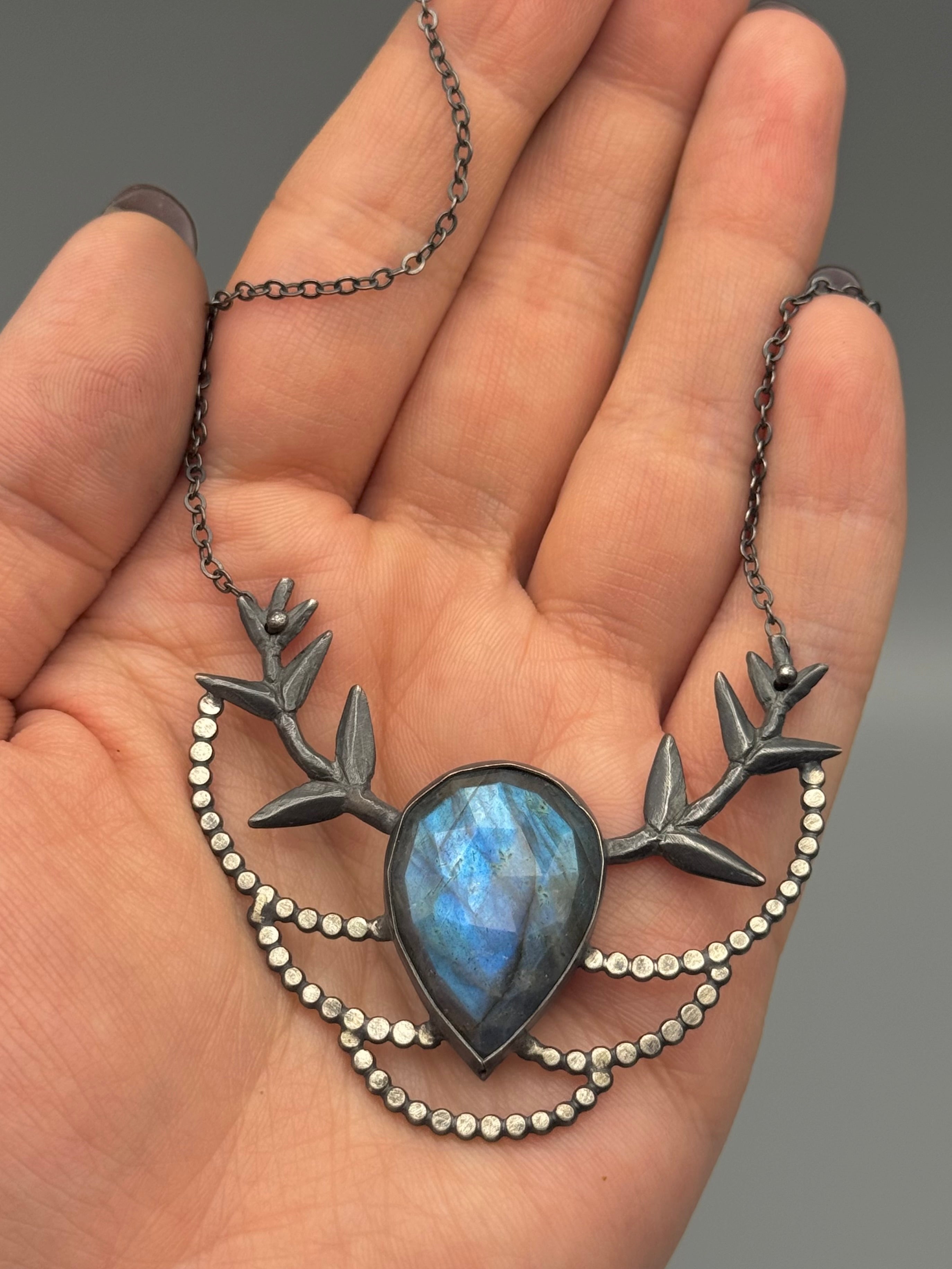 •DOTTED BRANCH• labradorite + silver necklace (18" long)
