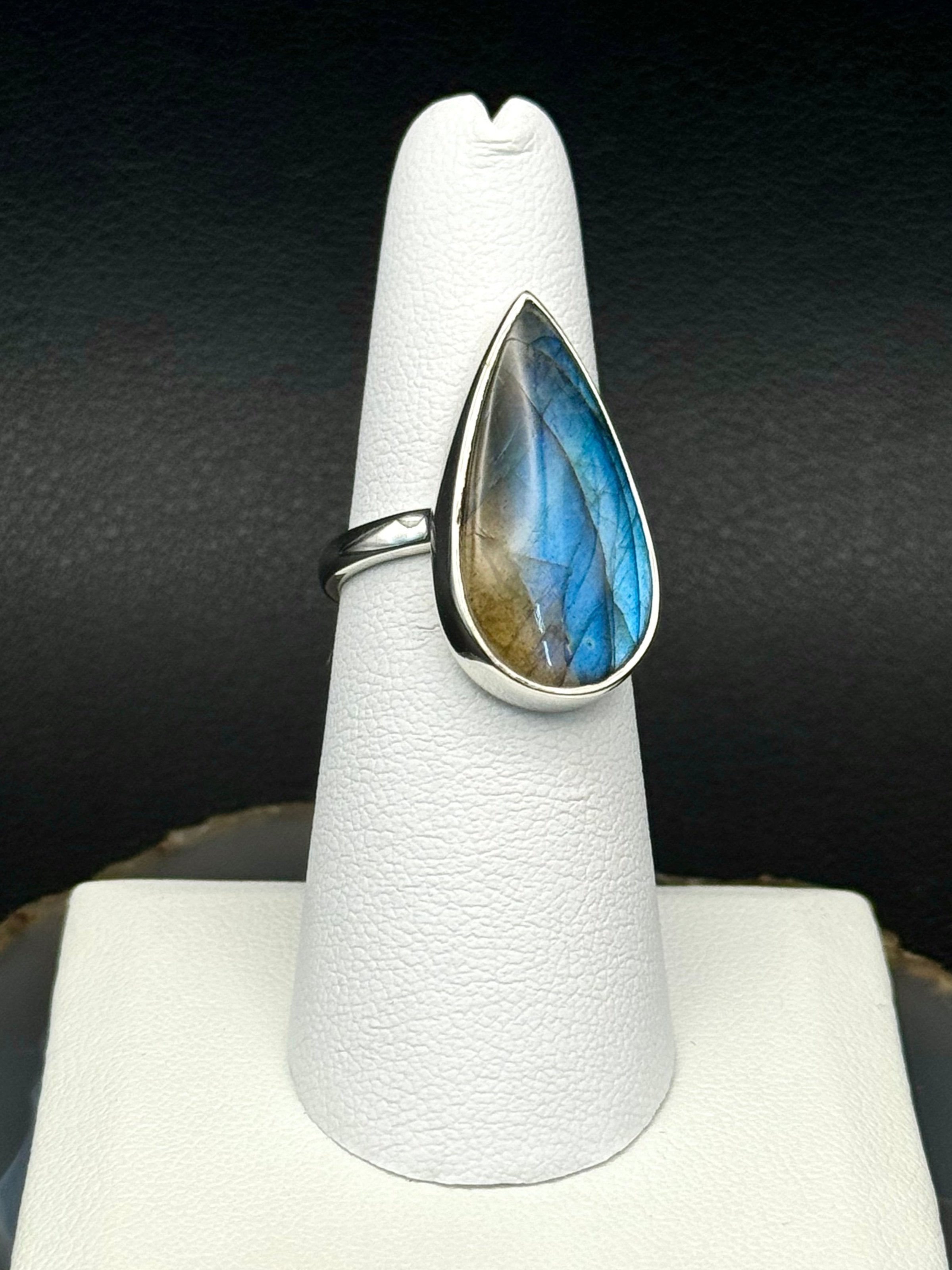 •LABRADORITE - LARGER TEARDROP• silver ring (size 6.25)