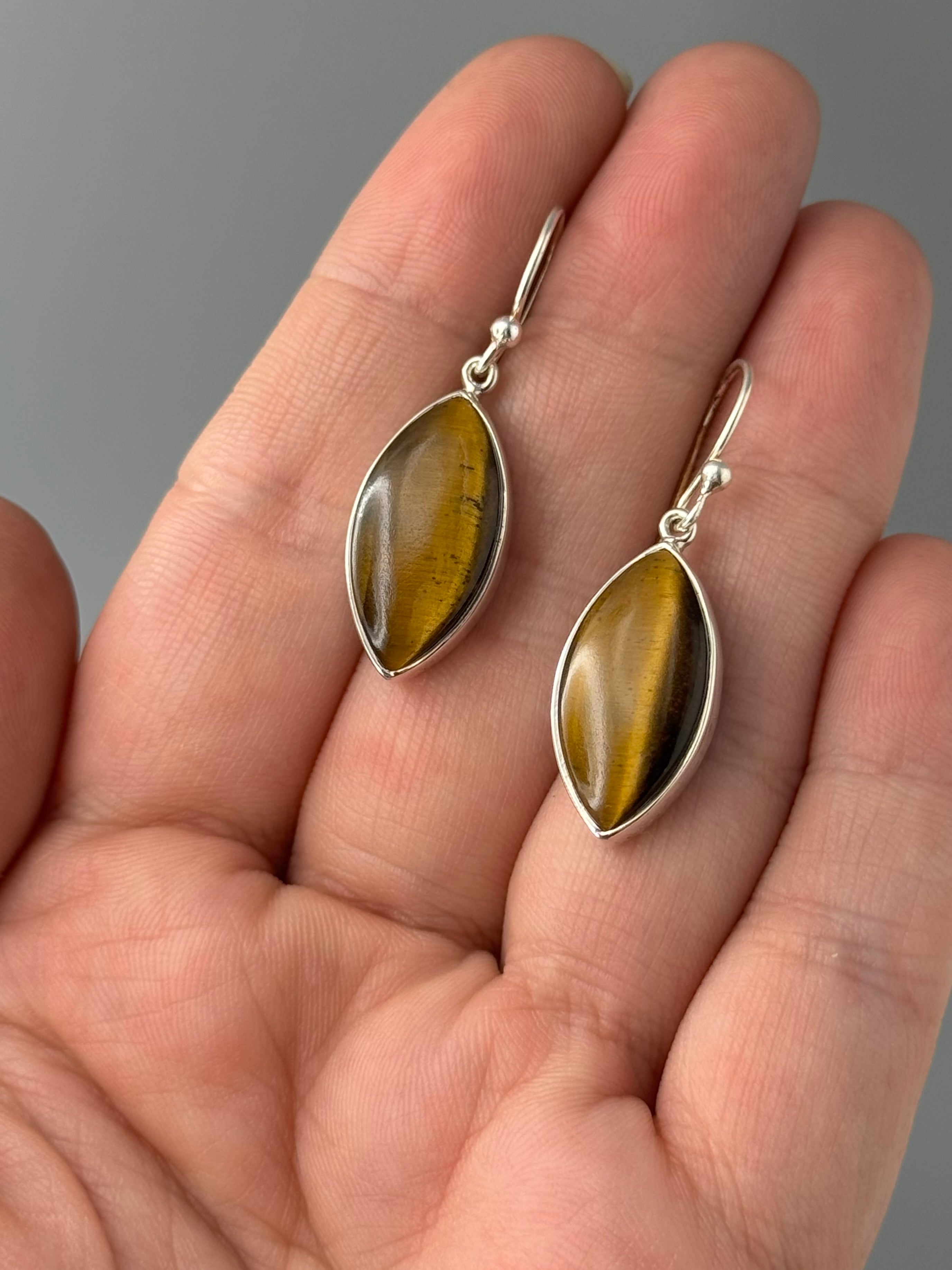 •TIGER EYE - MARQUISE• silver dangle earrings