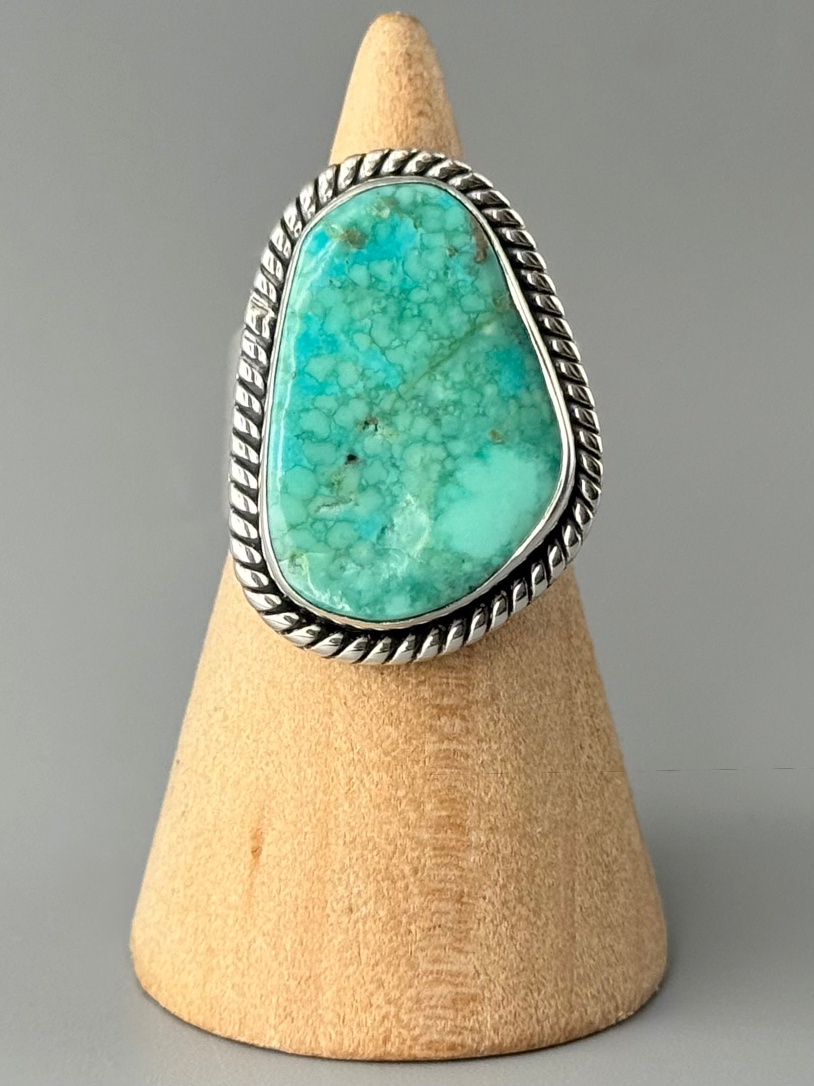 •ARIZONA TURQUOISE - FREEFORM• tapered band silver ring (size 7)
