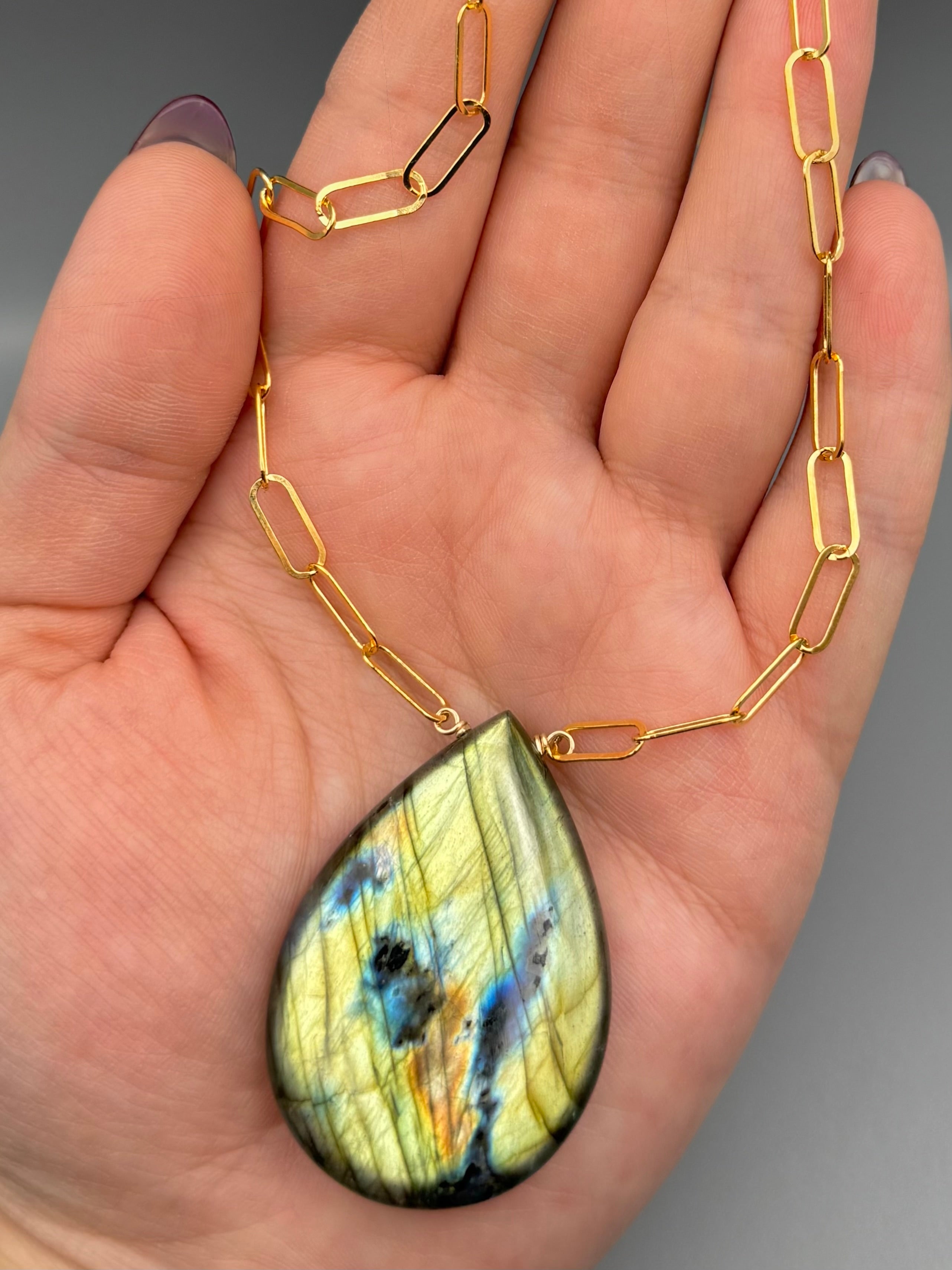 •AEON• labradorite tear + gold necklace (18"-20" long)
