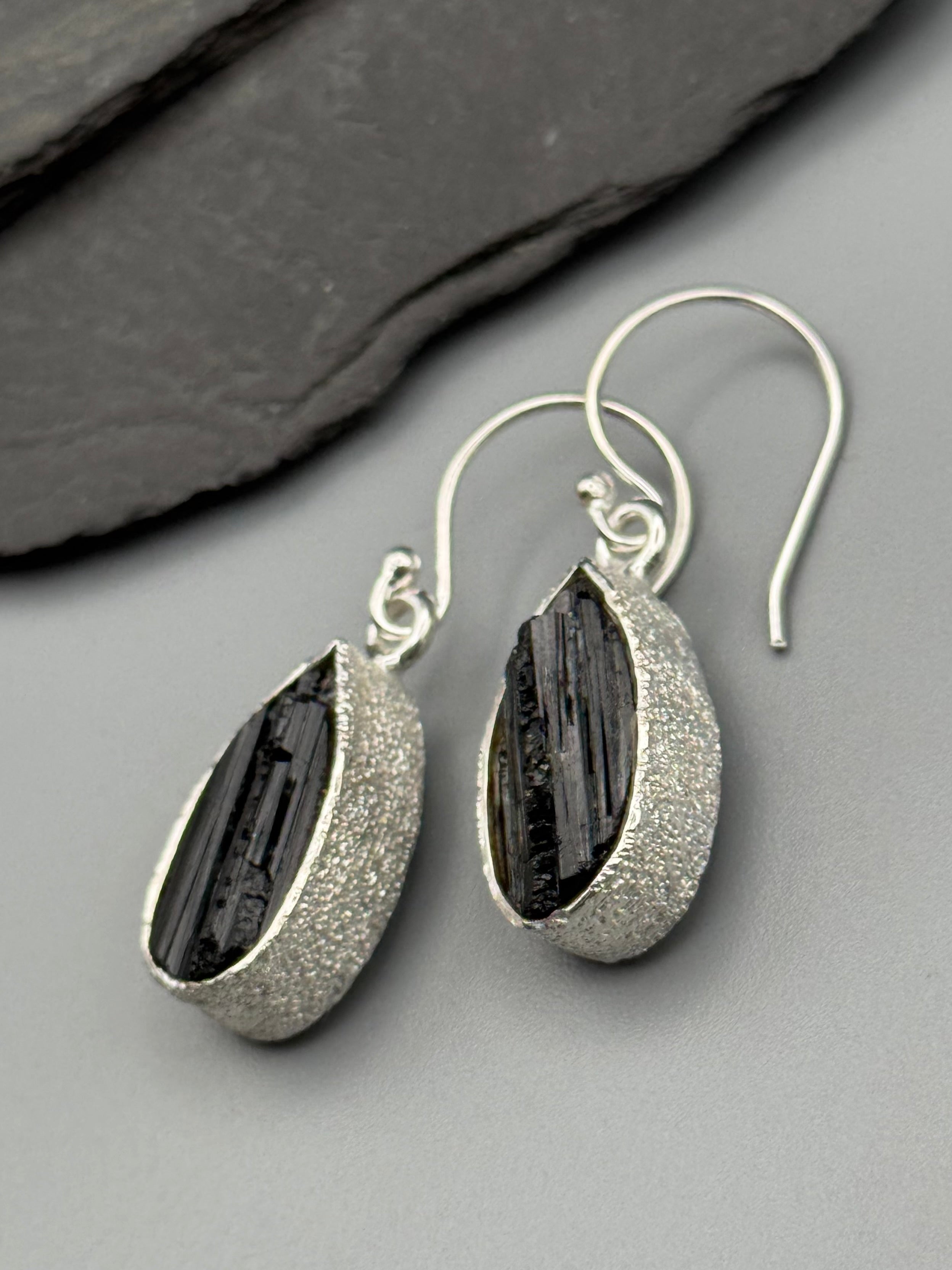 •TEXTURED BEZEL TEARDROP• black tourmaline + silver dangle earrings
