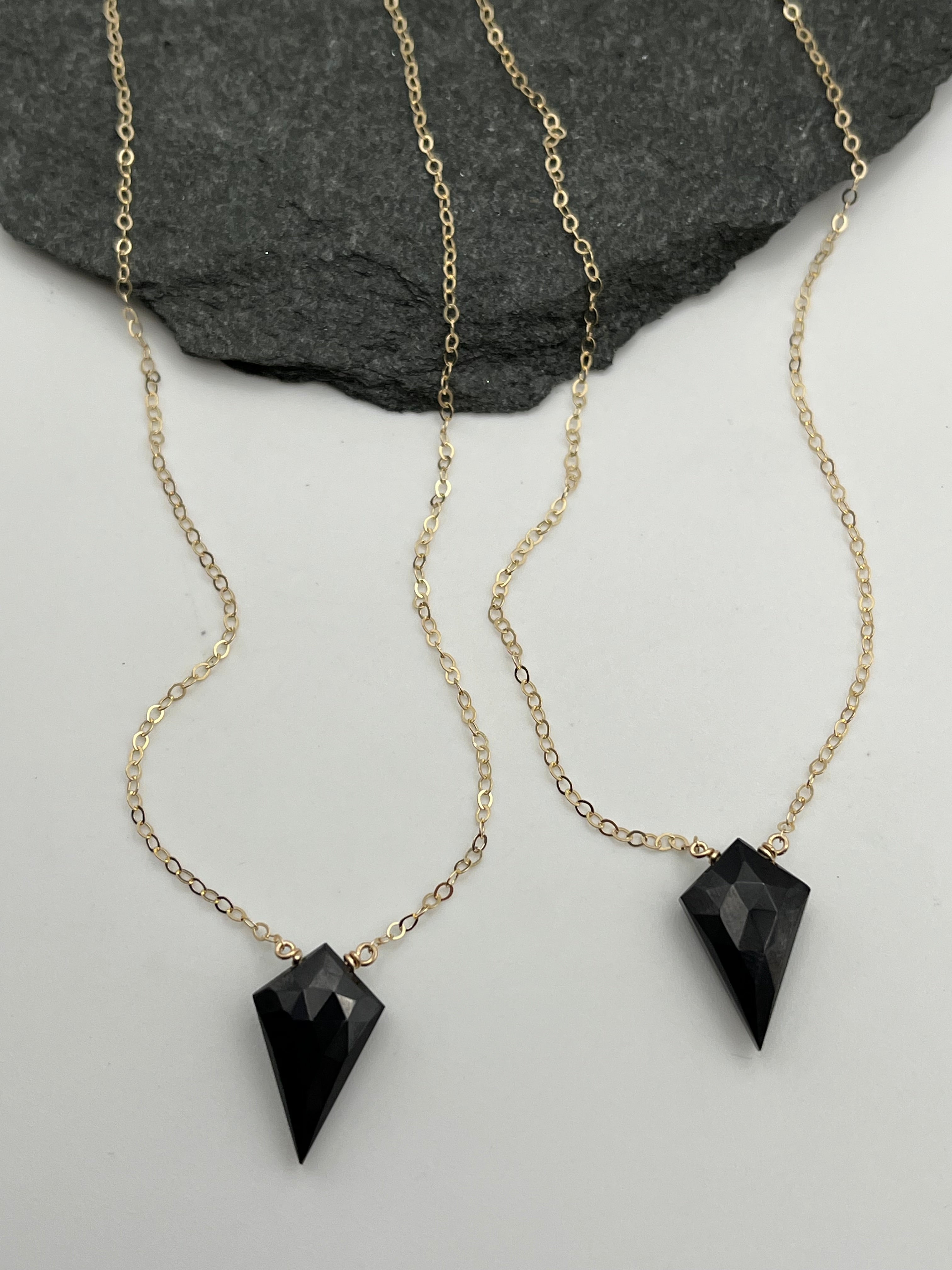 •STRAY• faceted black spinel kite + gold necklace